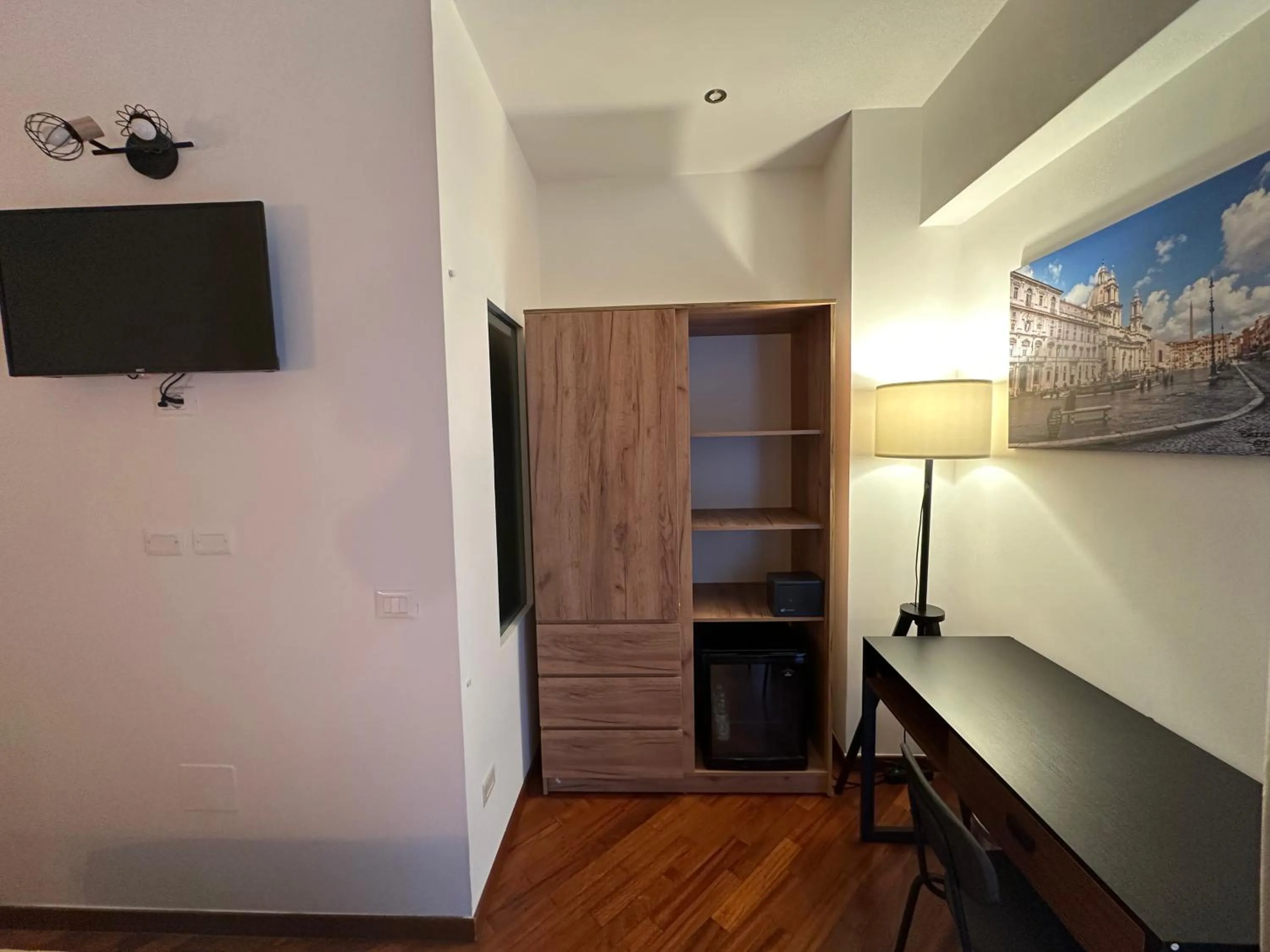 safe in Vatican QG Rooms