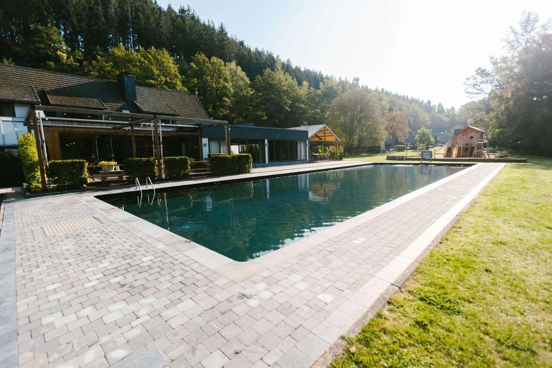 Swimming pool in Hotel Le Val D'arimont