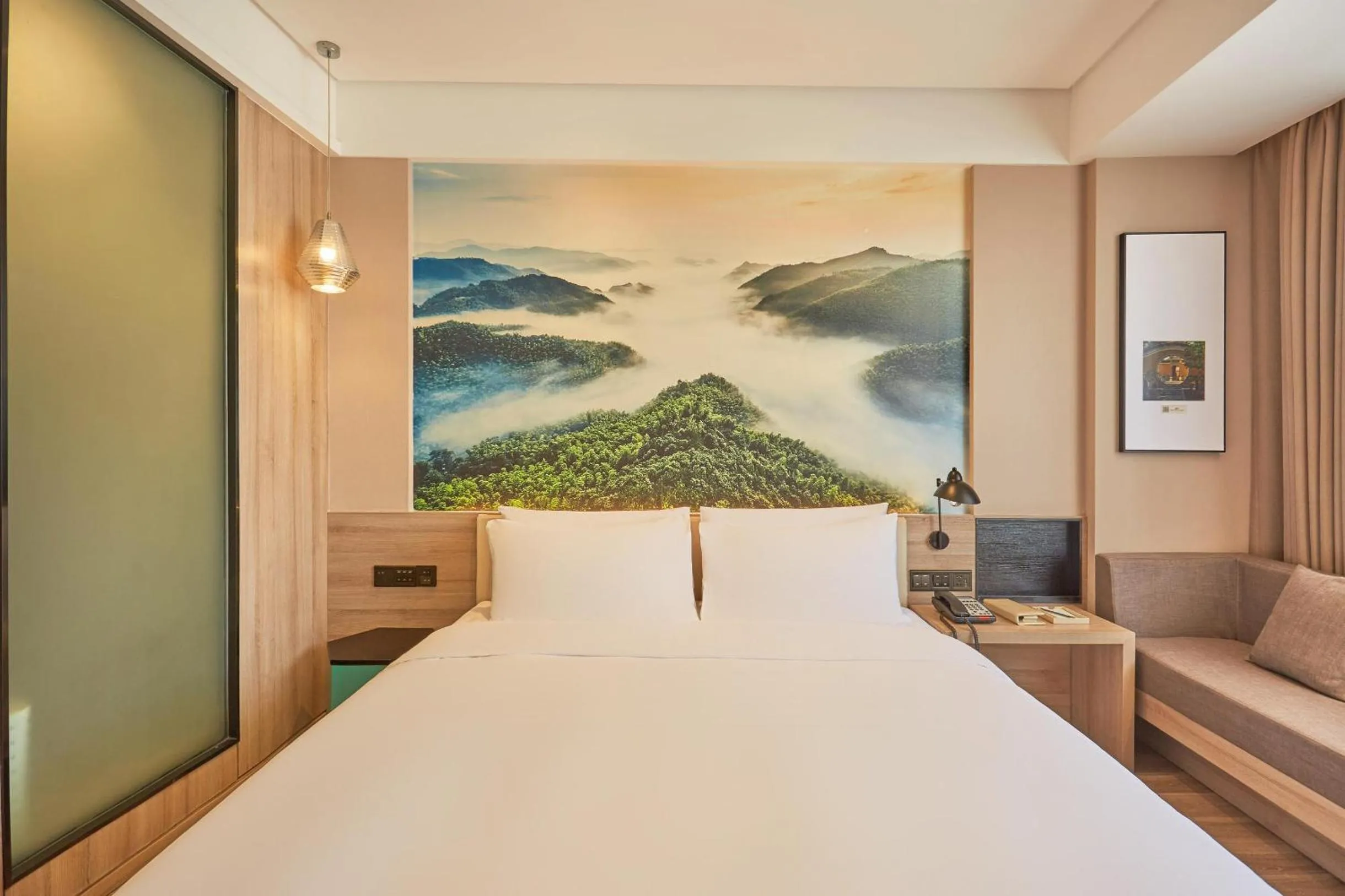 Bed in Ningbo Tianyi Square Atour Hotel