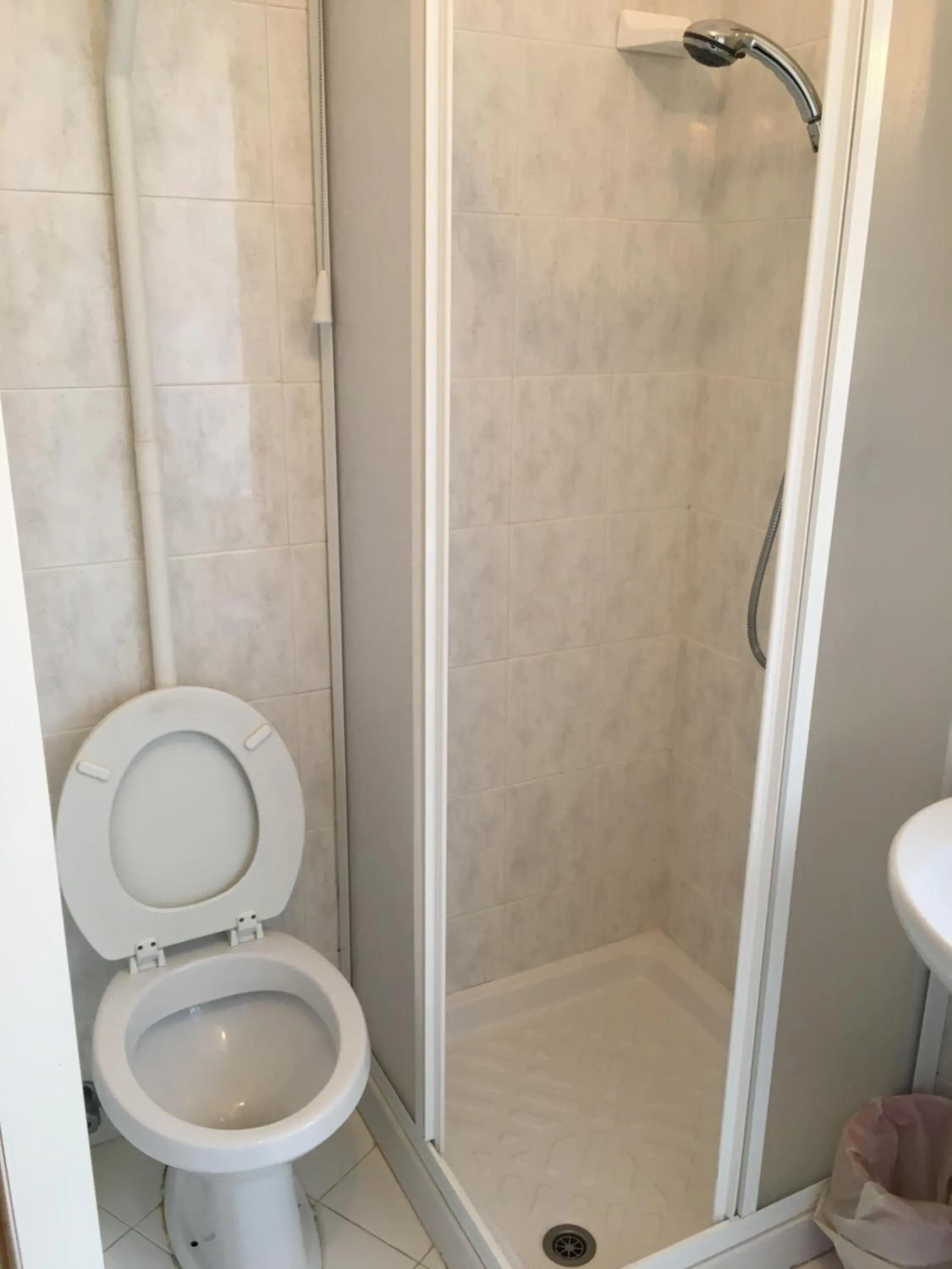 Bathroom in Hotel Azzurro