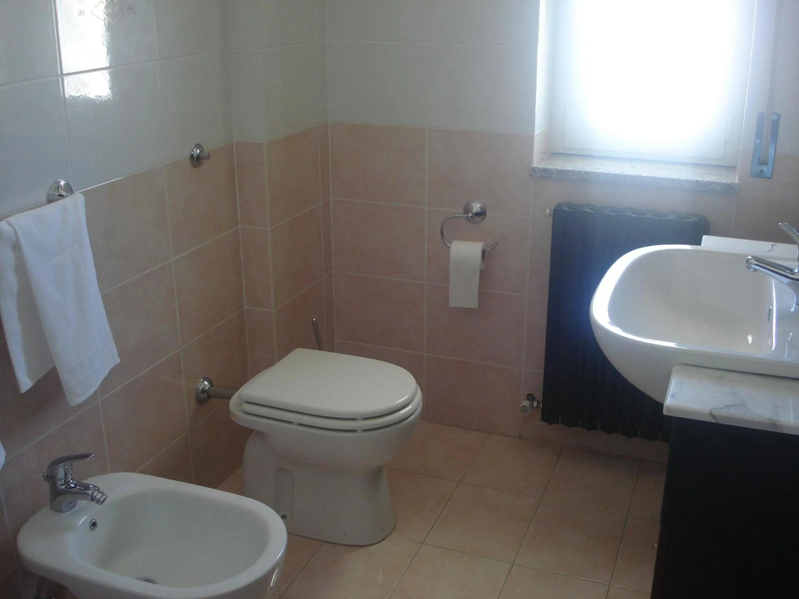 Toilet in Hotel Grandinetti