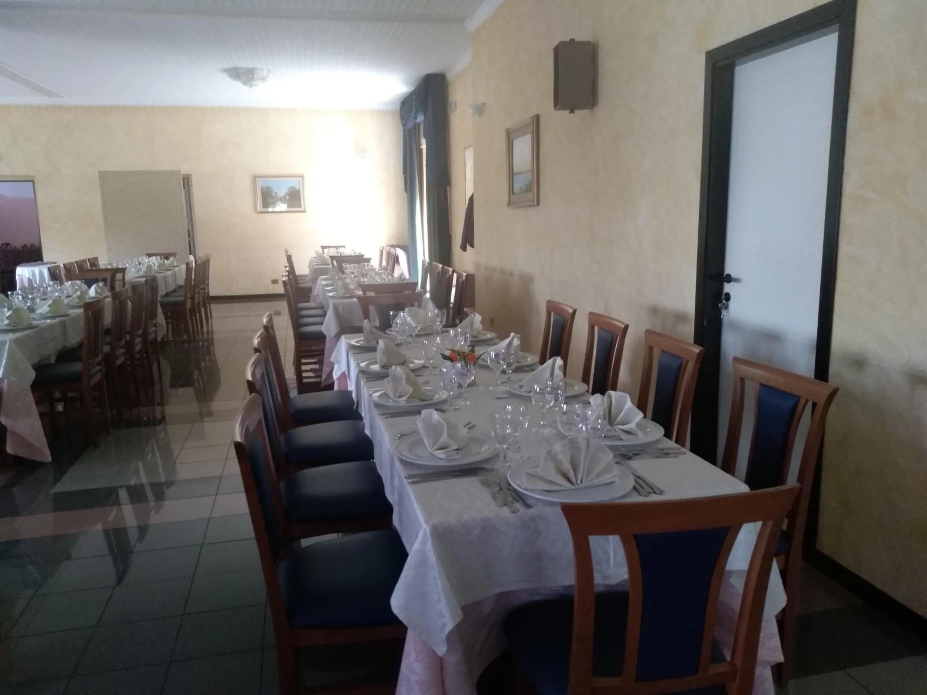 Restaurant/places to eat in Hotel Grandinetti