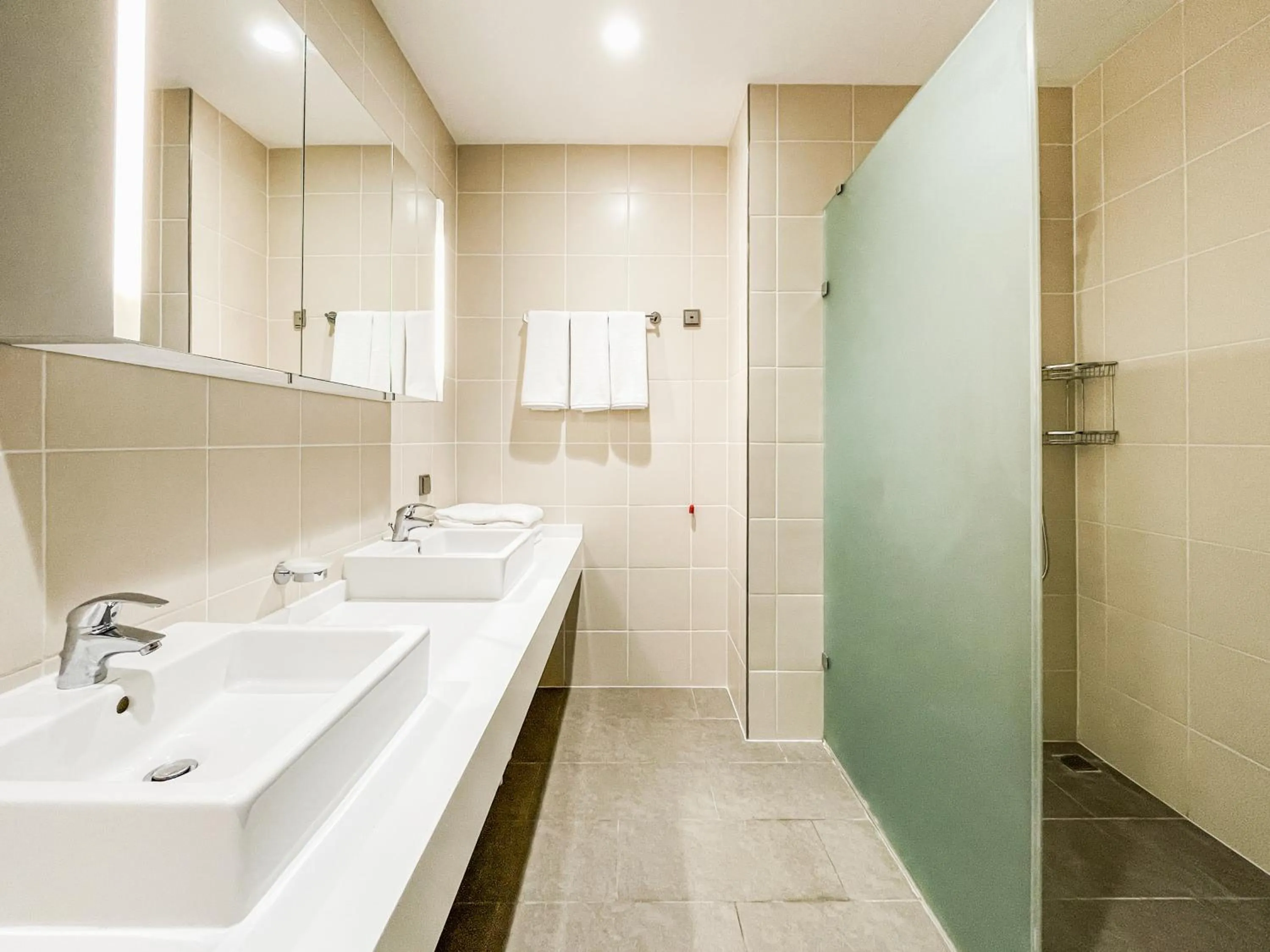 Shower in Gaya Residences