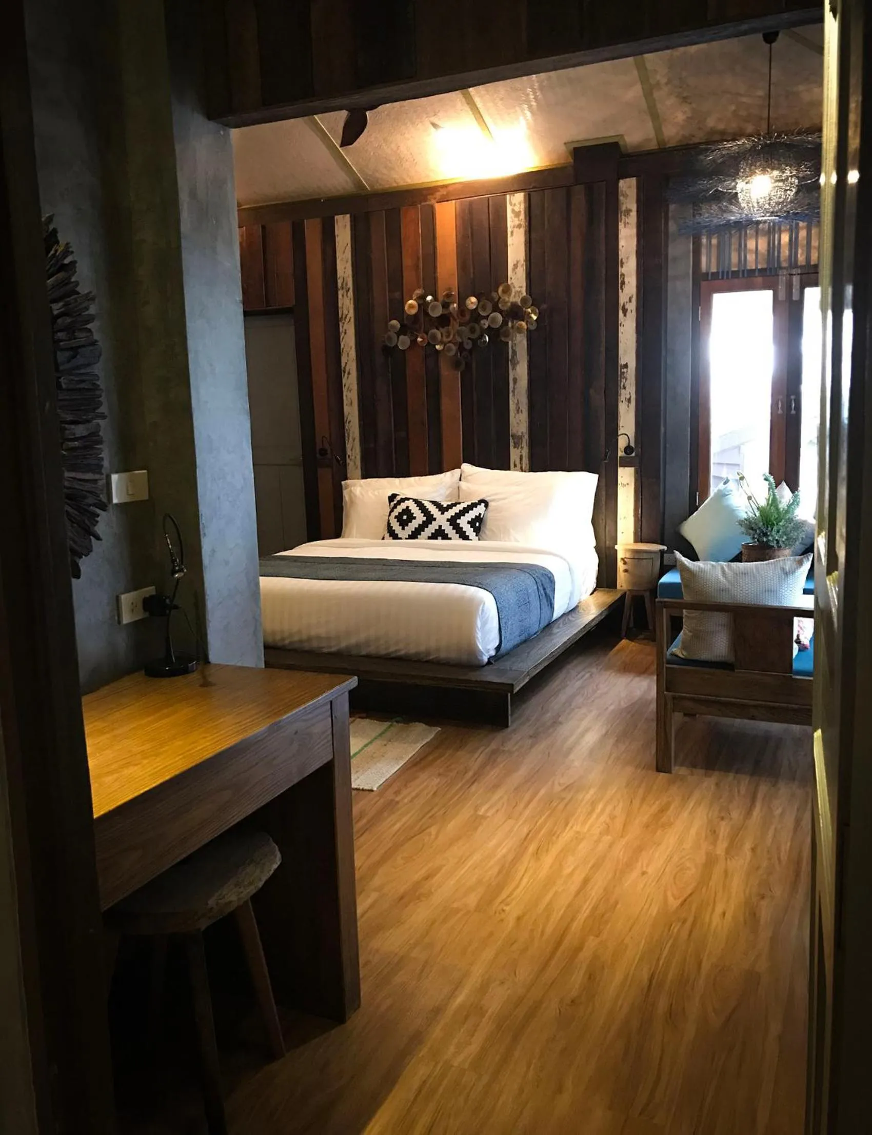 Bedroom, Bed in Sand in My Shoes Beach Loft