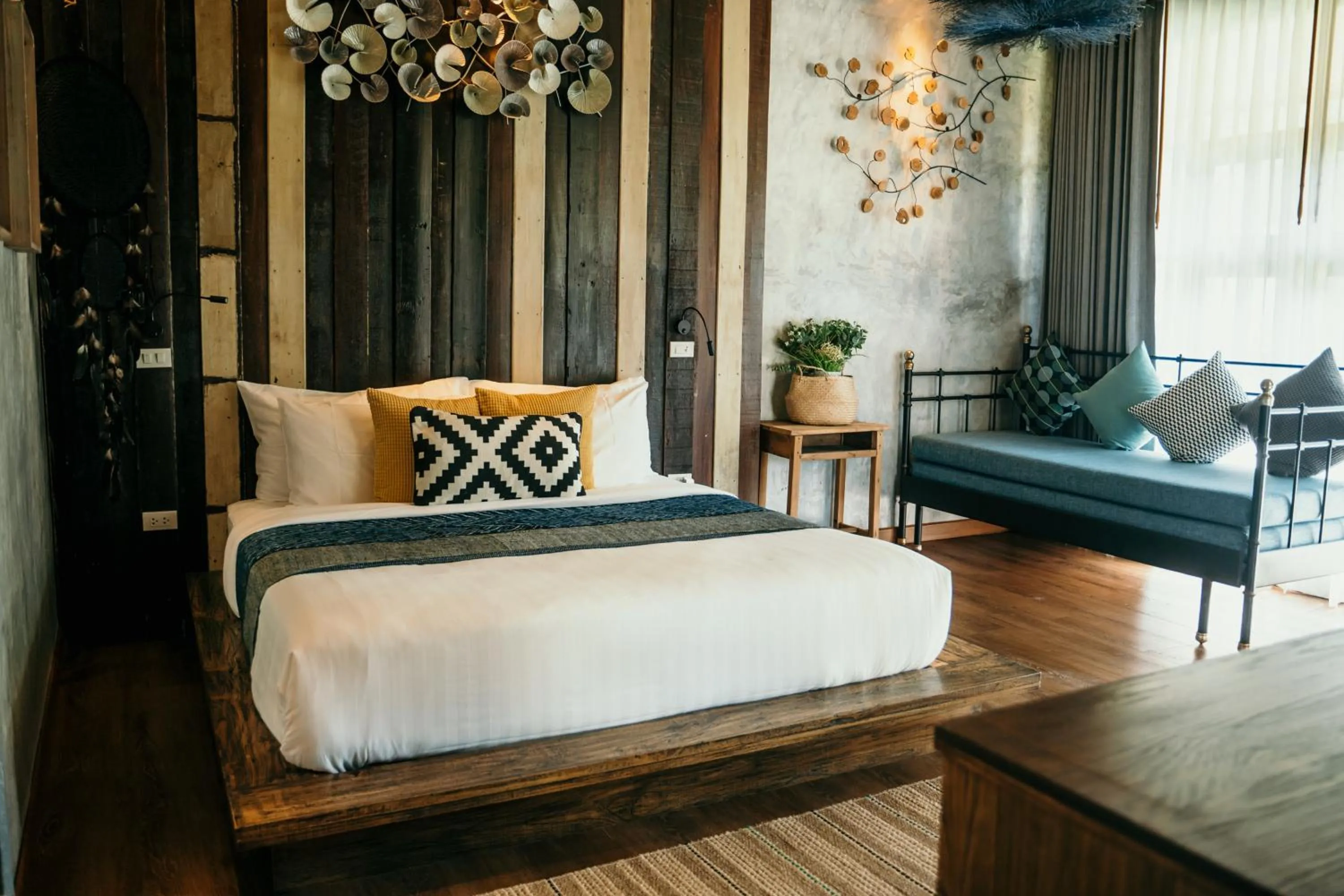 Decorative detail, Bed in Sand in My Shoes Beach Loft