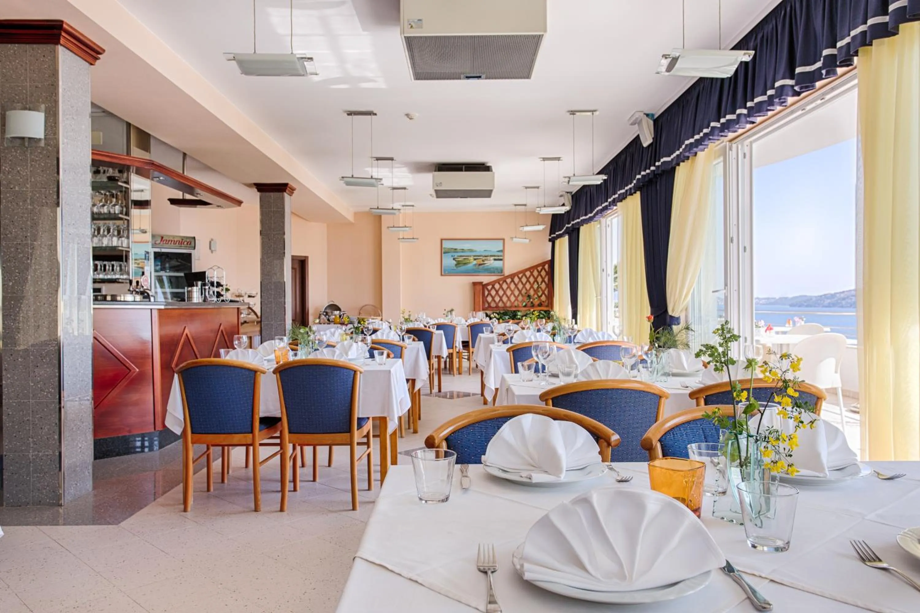 Restaurant/places to eat in Hotel Viktorija