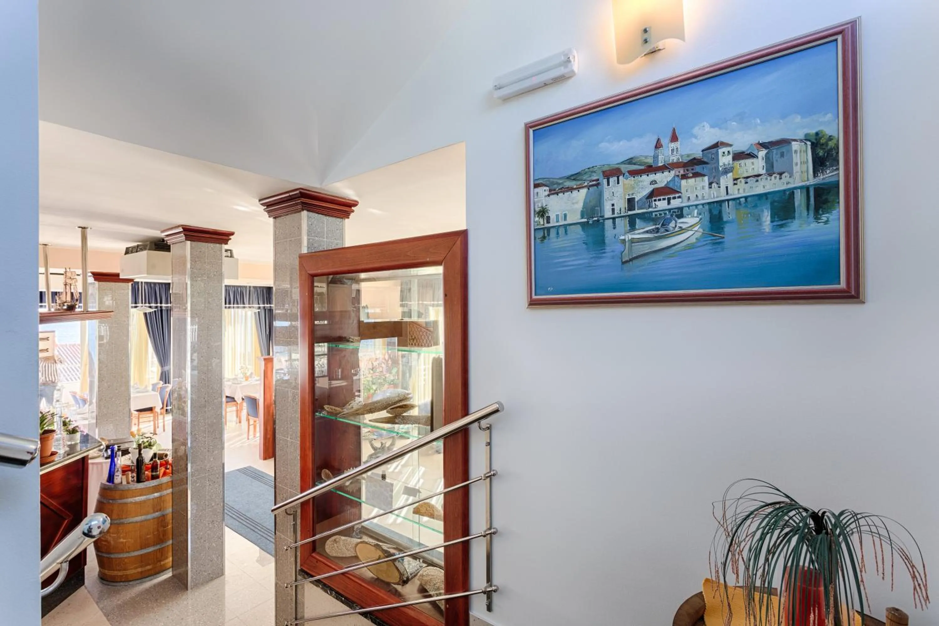 Decorative detail, Bed in Hotel Viktorija