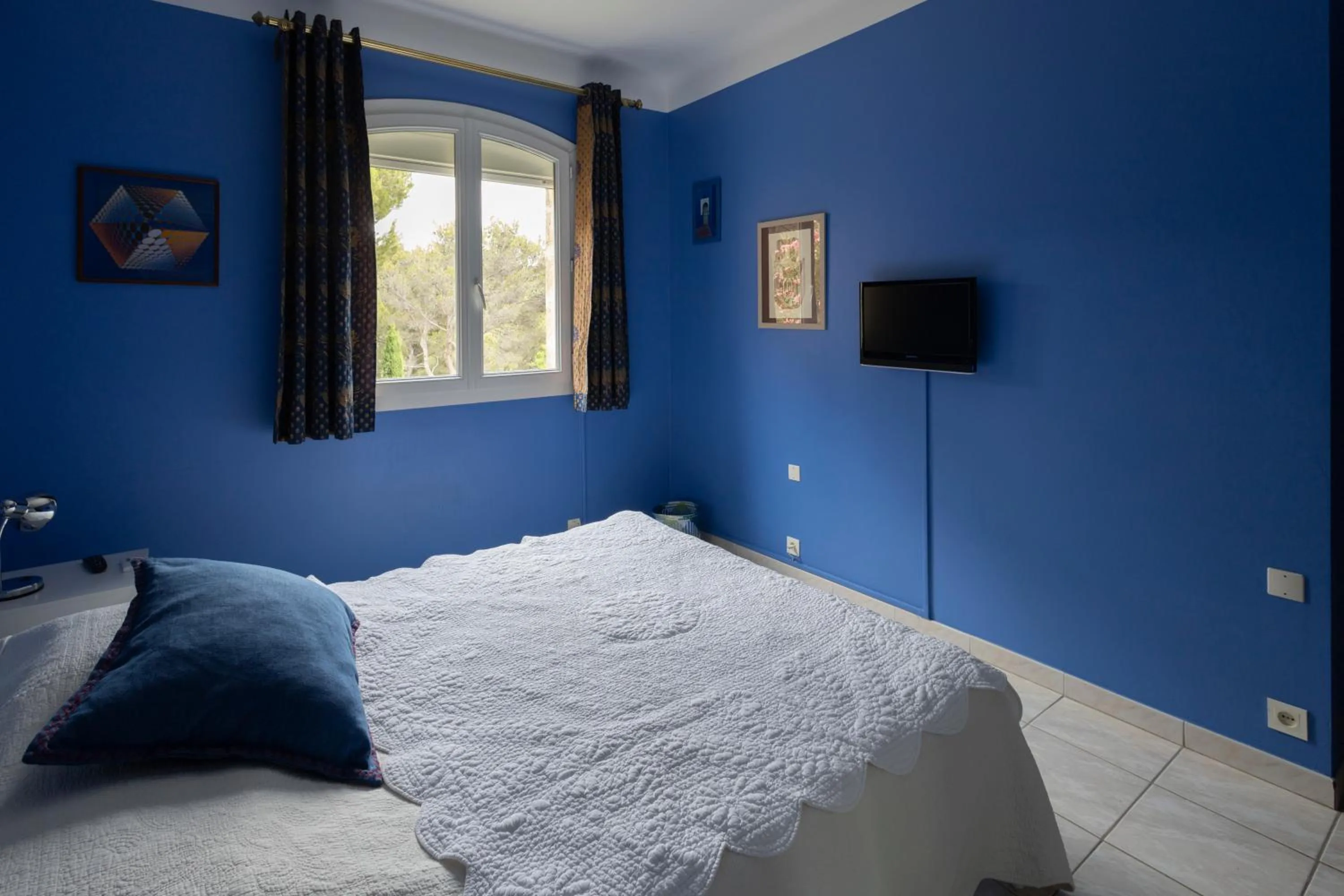 Bed in Villa Violette