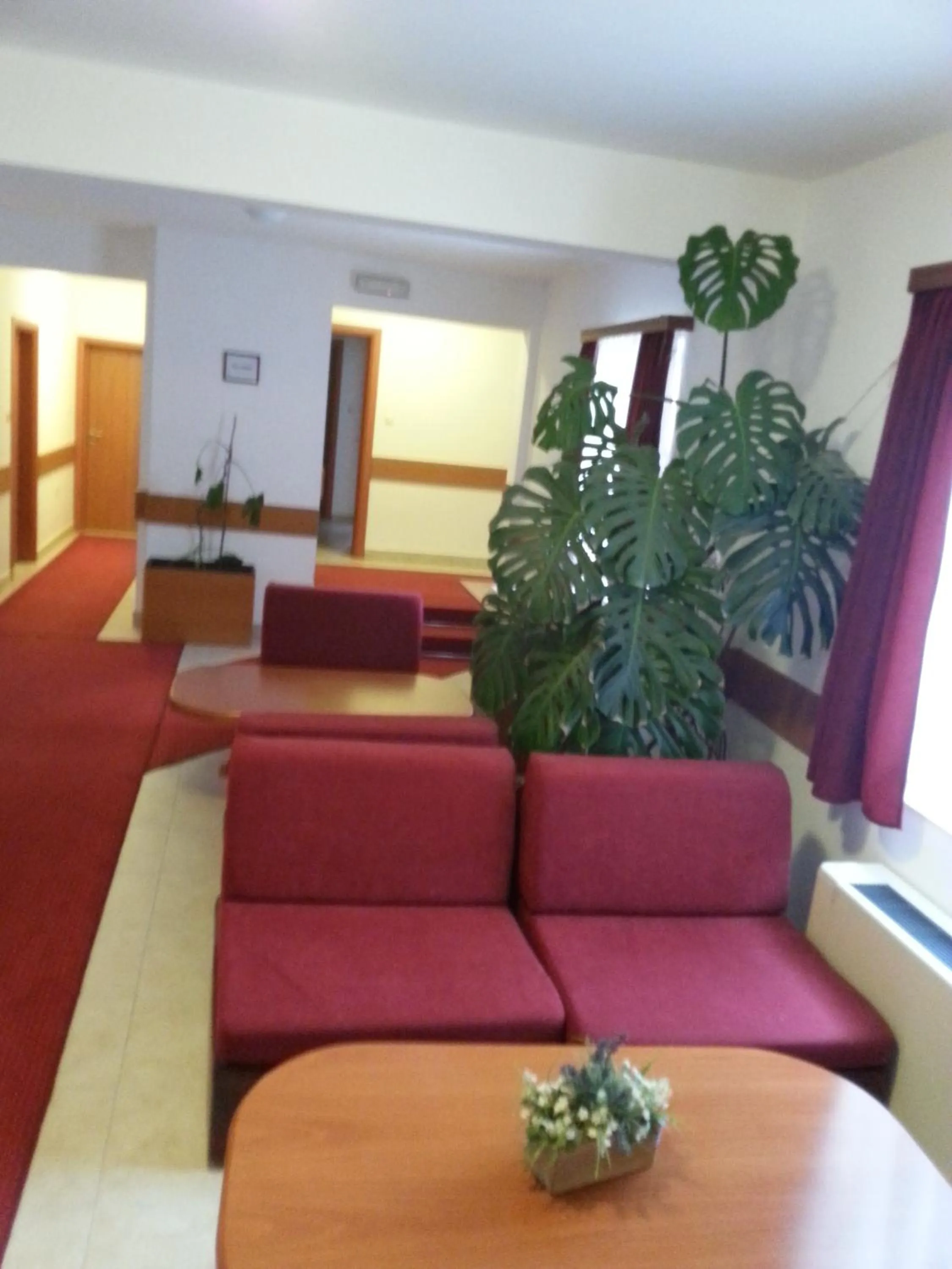 Lounge or bar in Hotel Mirni Kutak