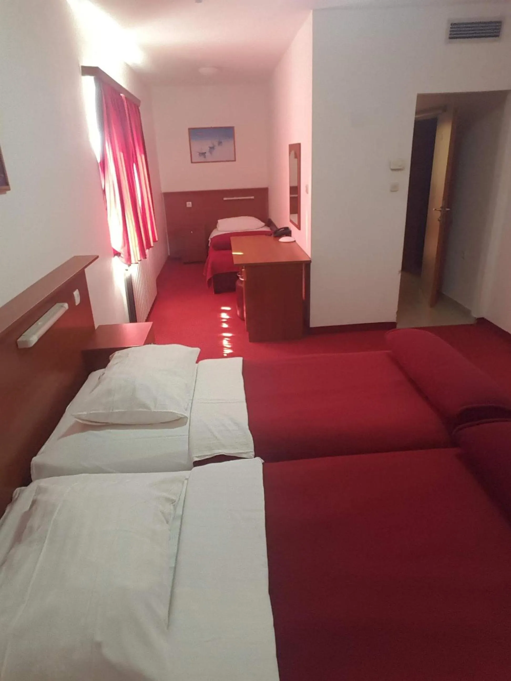 Photo of the whole room, Bed in Hotel Mirni Kutak