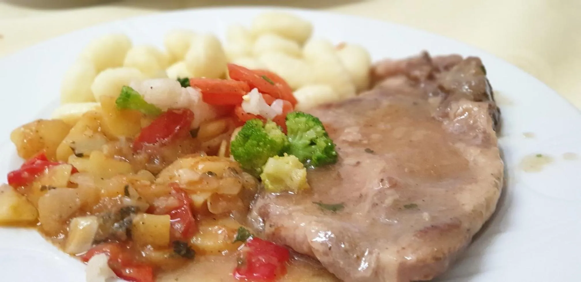 Restaurant/places to eat in Hotel Mirni Kutak