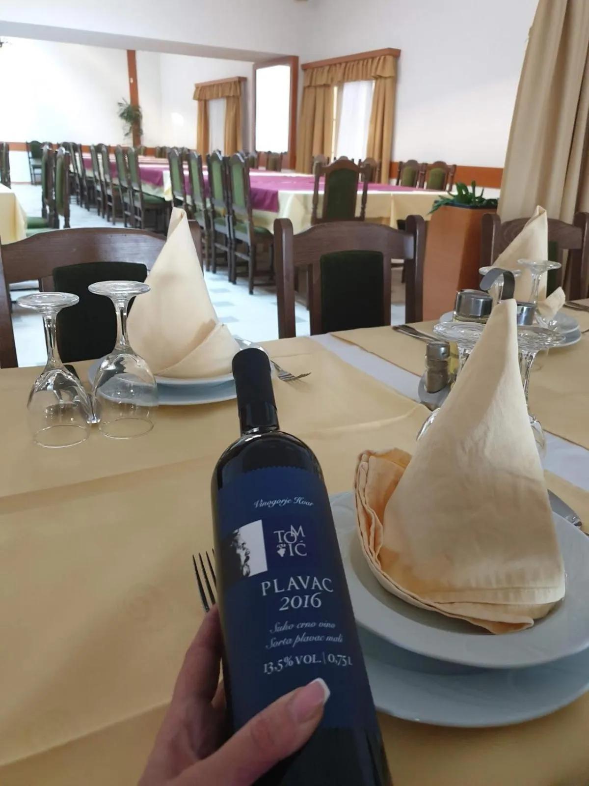 Restaurant/places to eat in Hotel Mirni Kutak