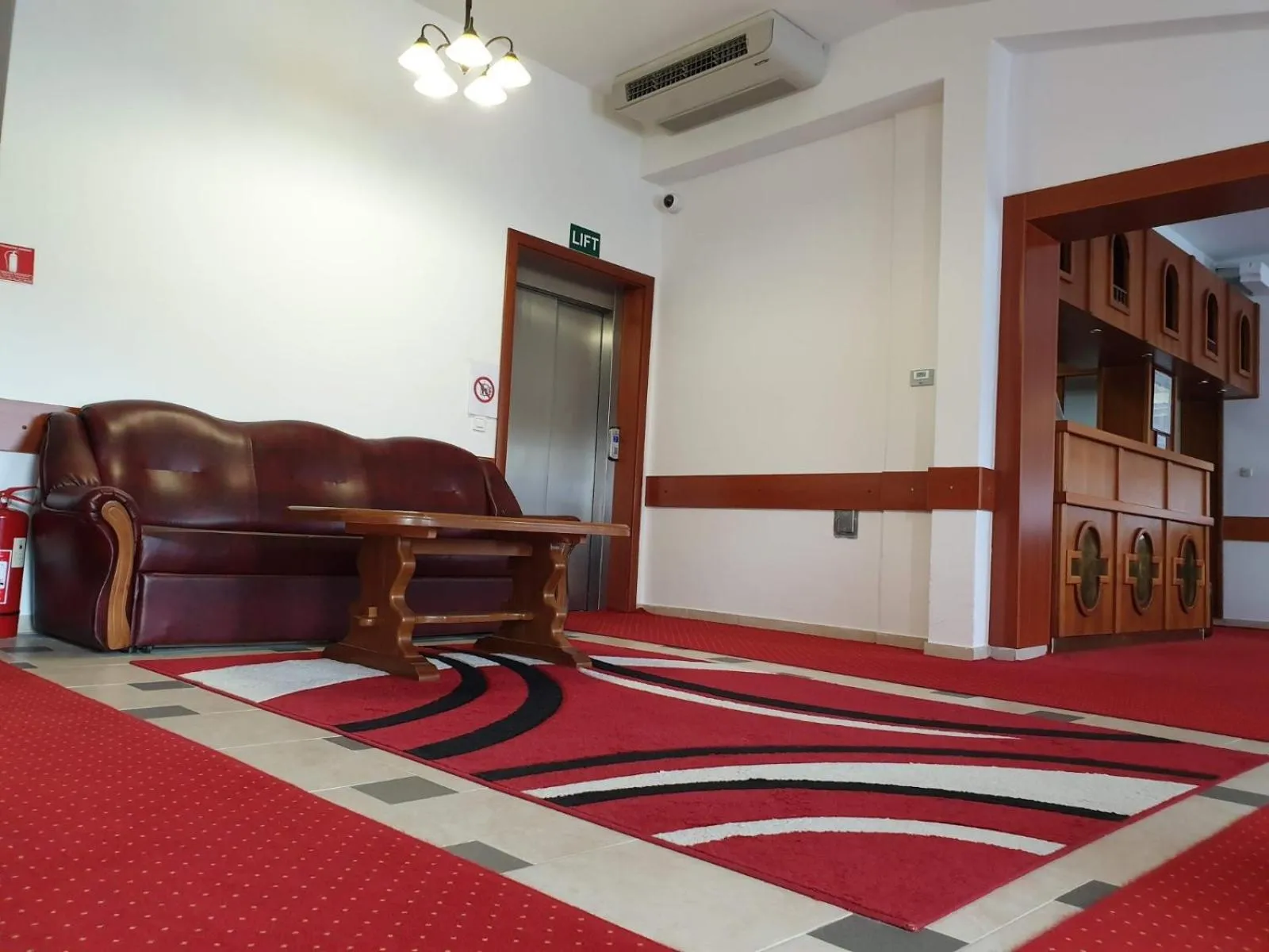 Lobby or reception in Hotel Mirni Kutak