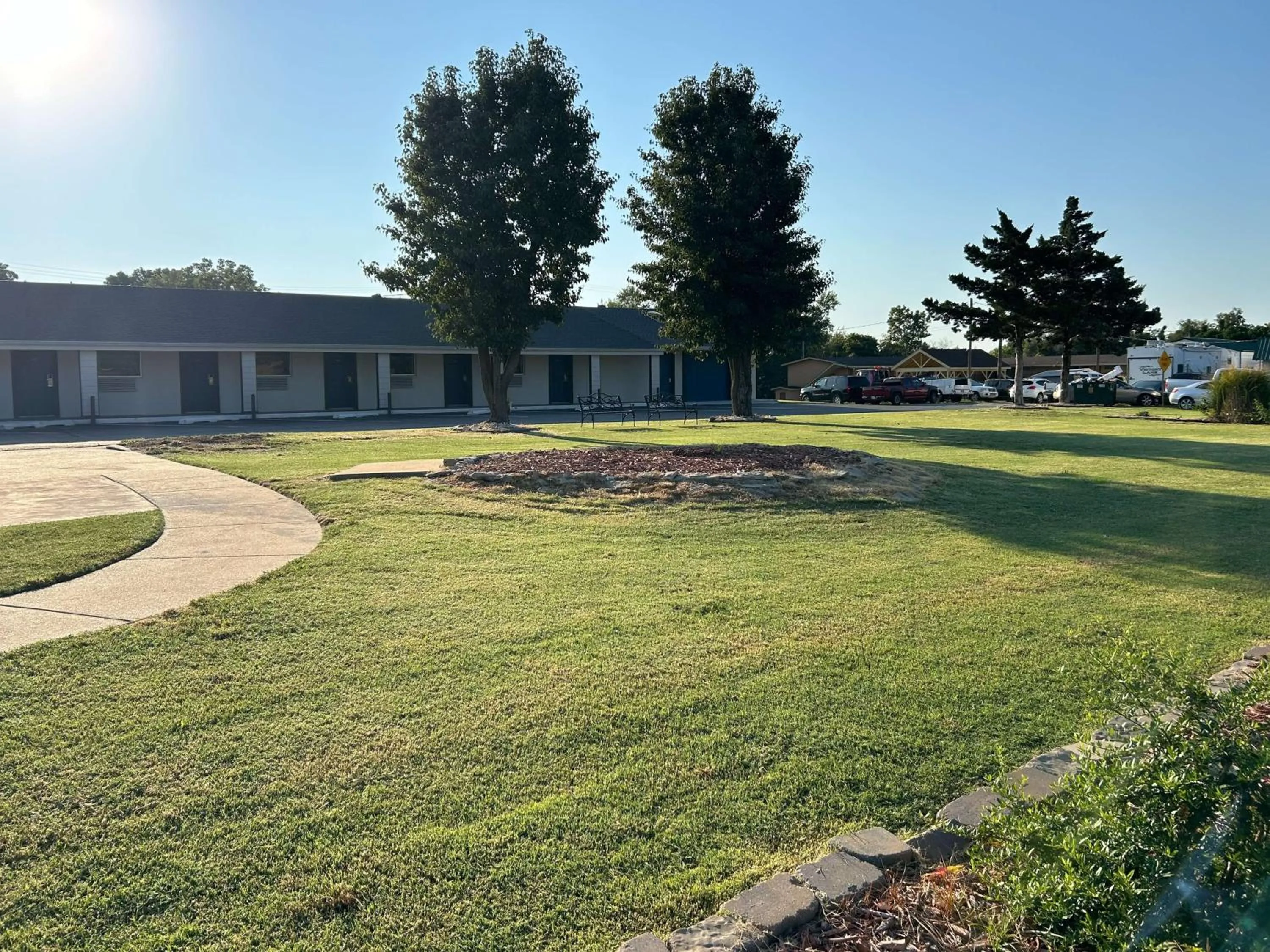 Property building in Motel 6 Ponca City, OK