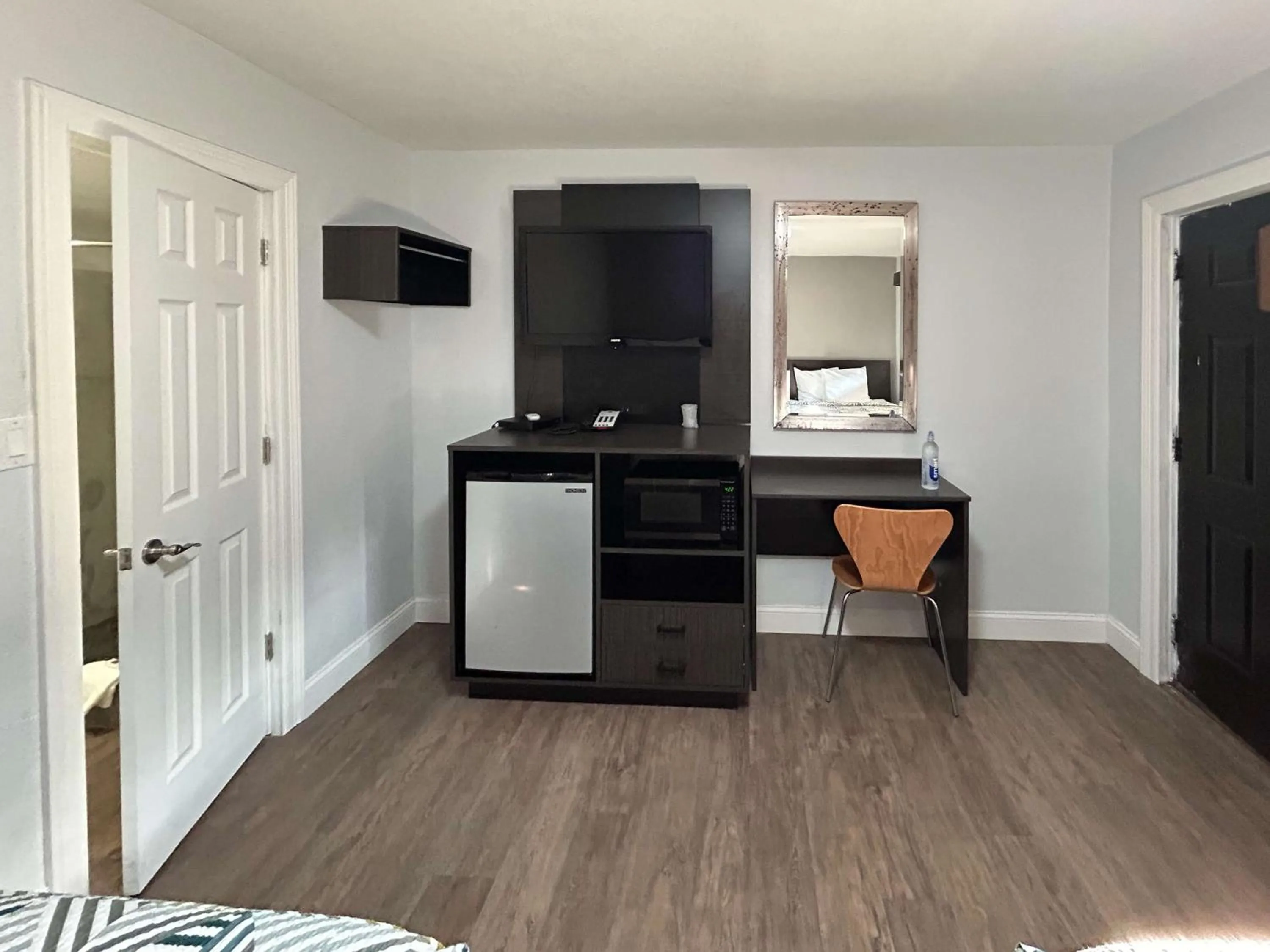 Bedroom in Motel 6 Ponca City, OK