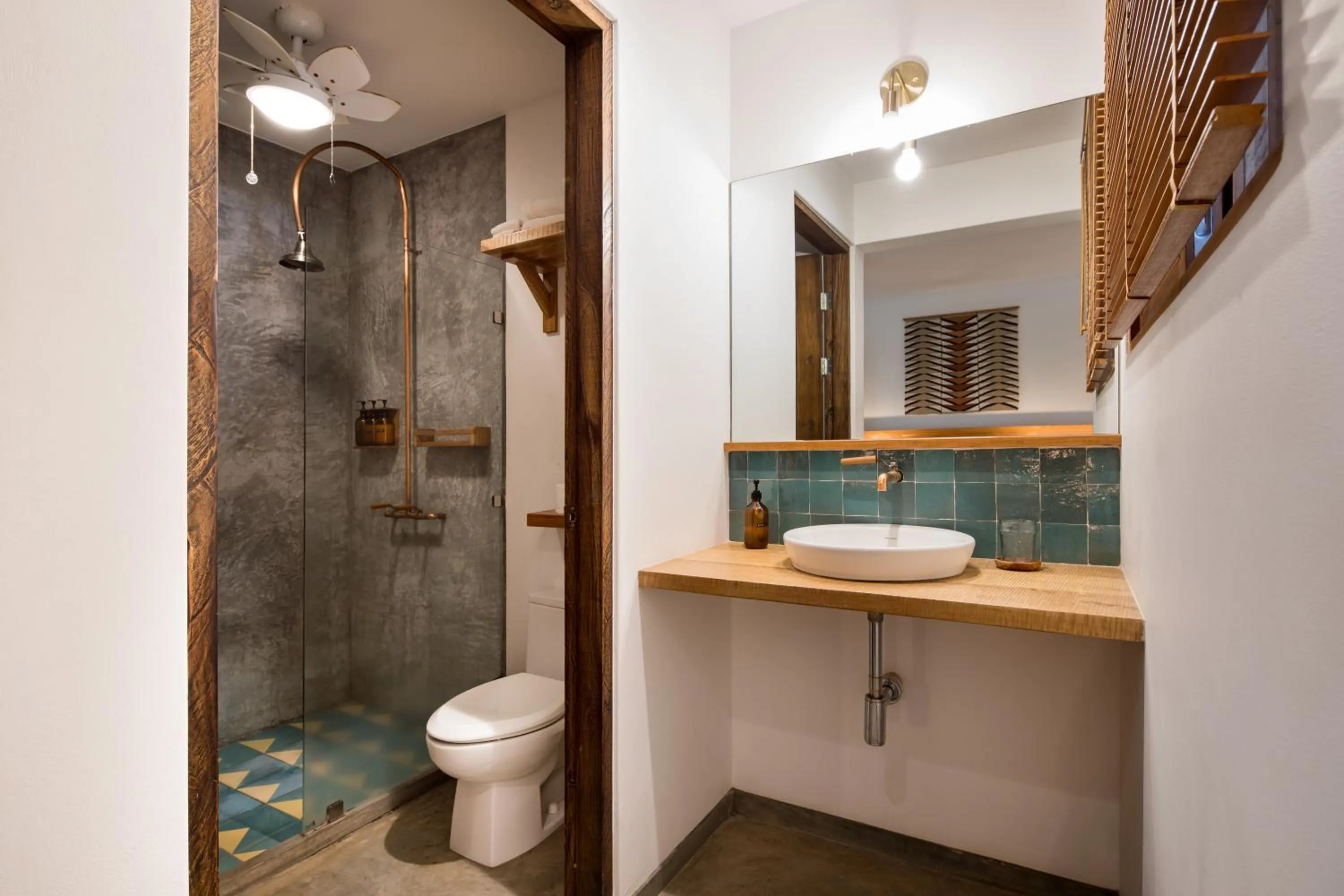 Shower in The Nomadic Hotel