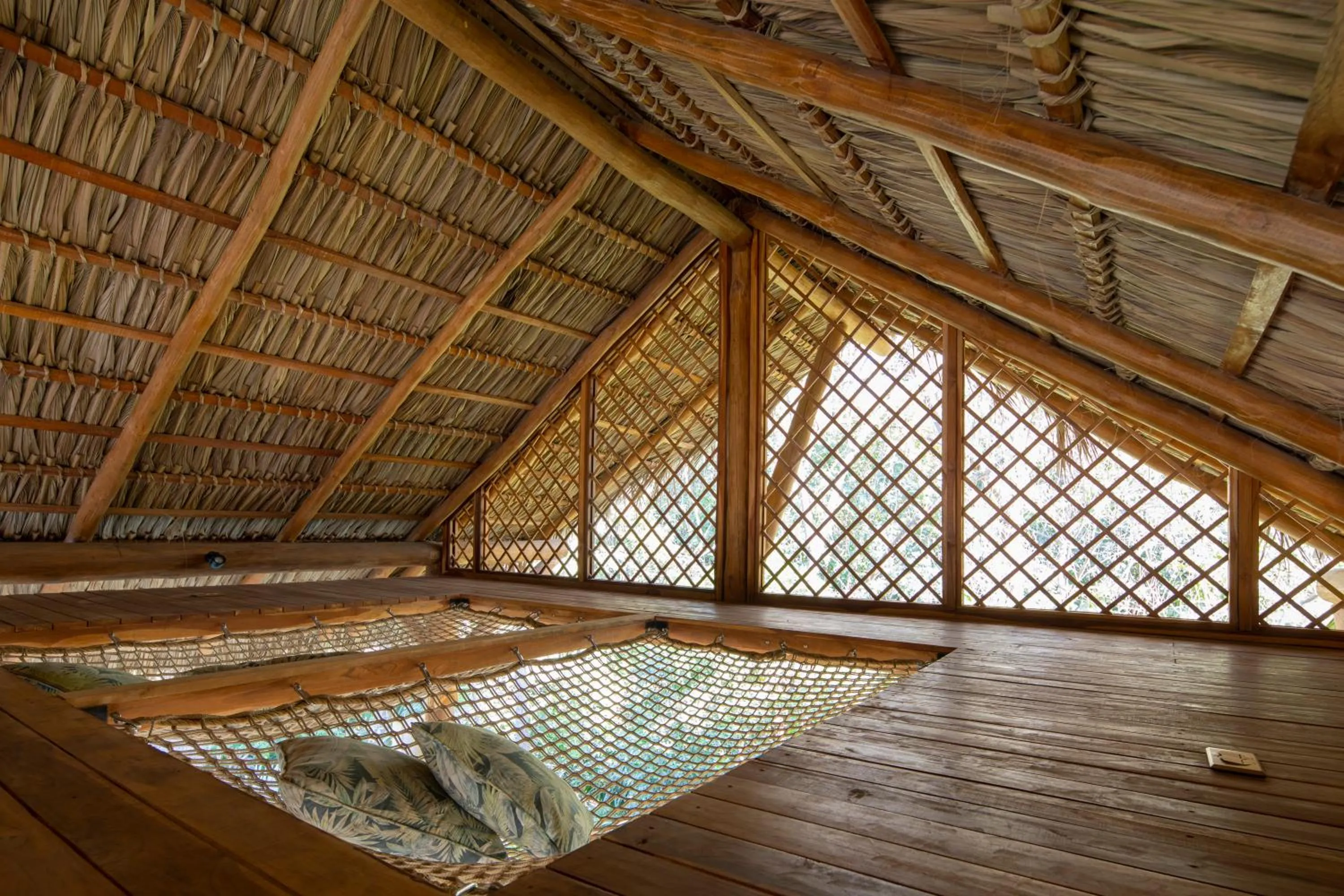 Lounge or bar in The Nomadic Hotel