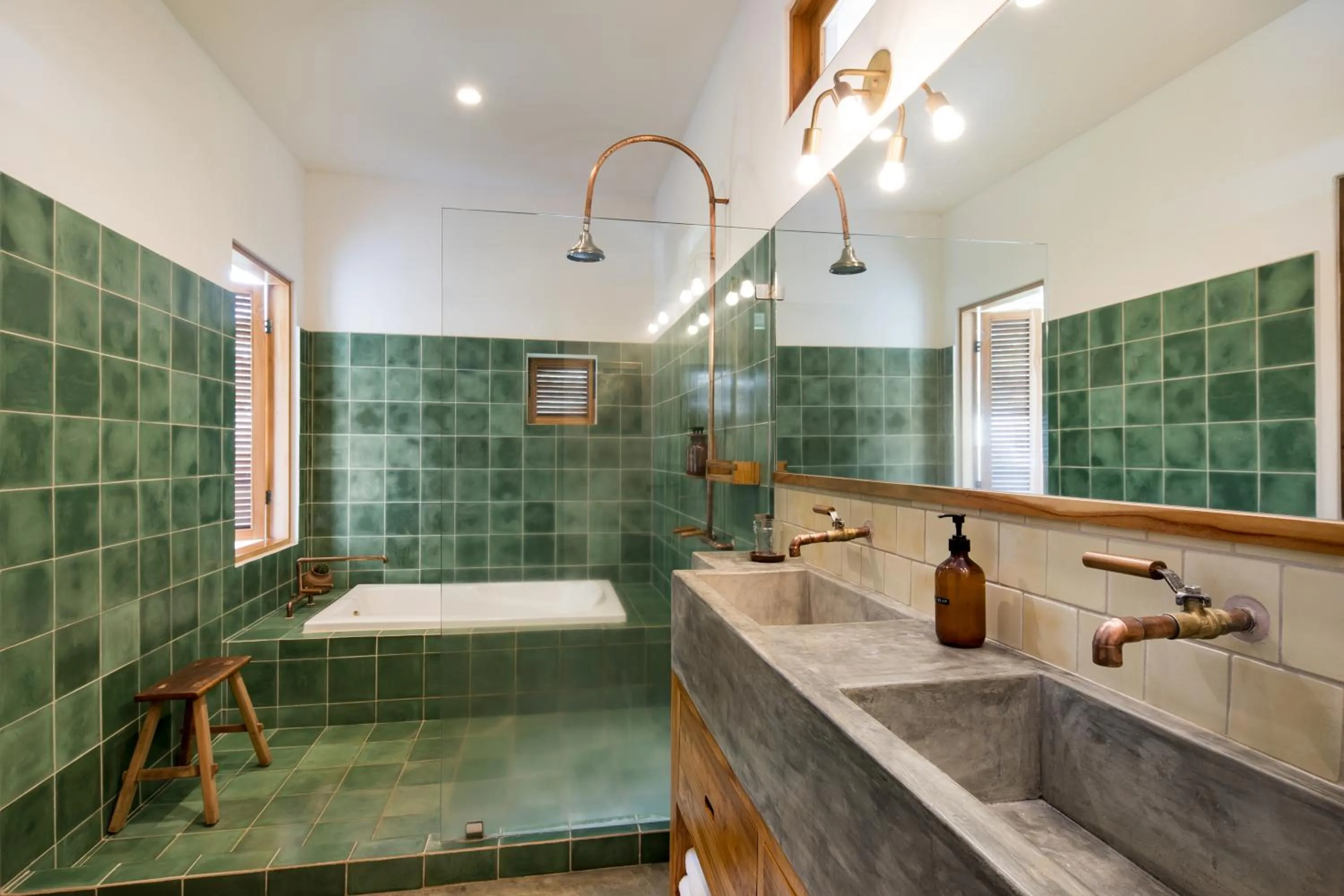 Shower in The Nomadic Hotel