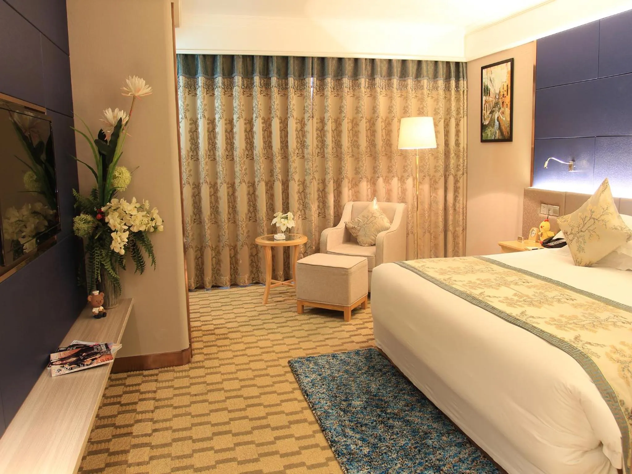 Bed in Hui Fu Jinling Hotel