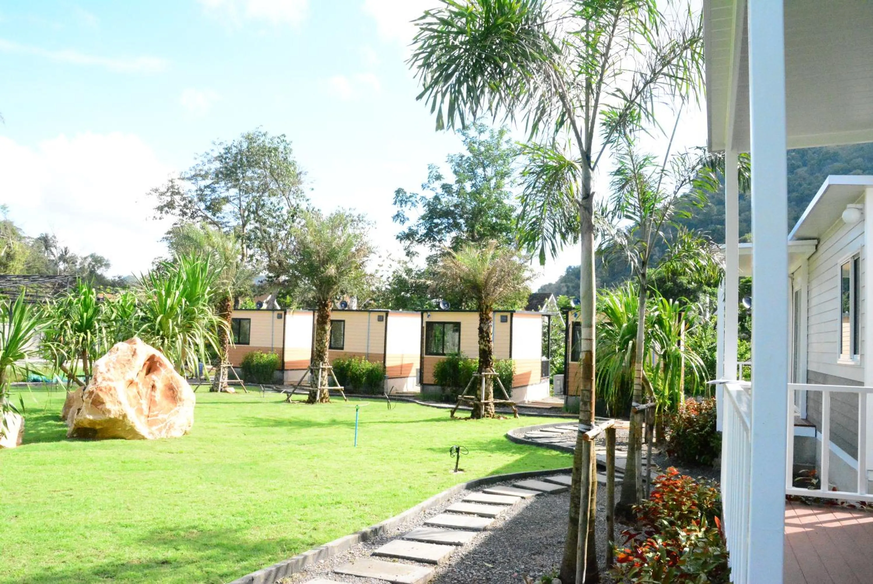 Garden in Tharapana Khaoyai Resort