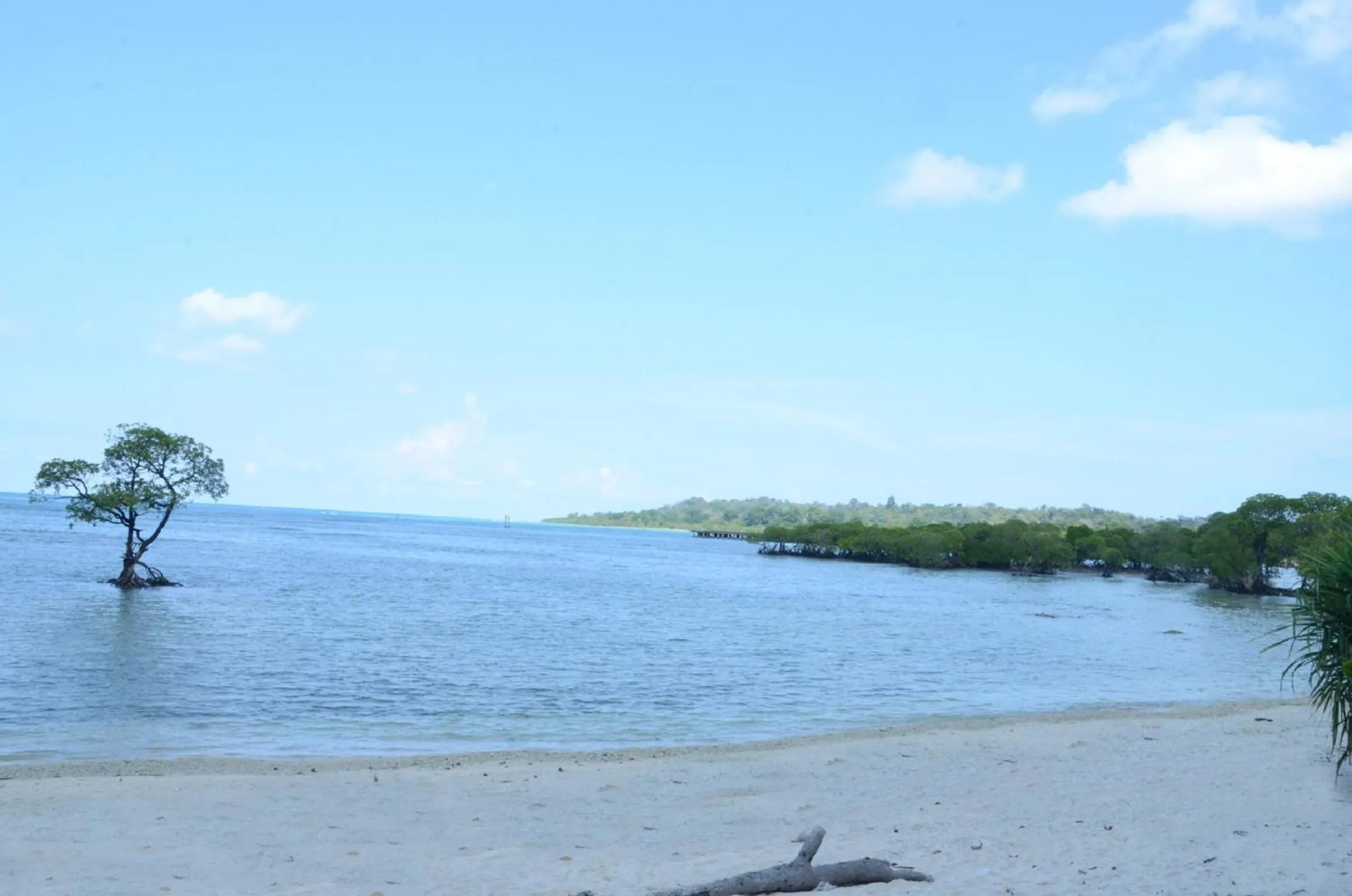 Seating area in Coconhuts Beach Resort