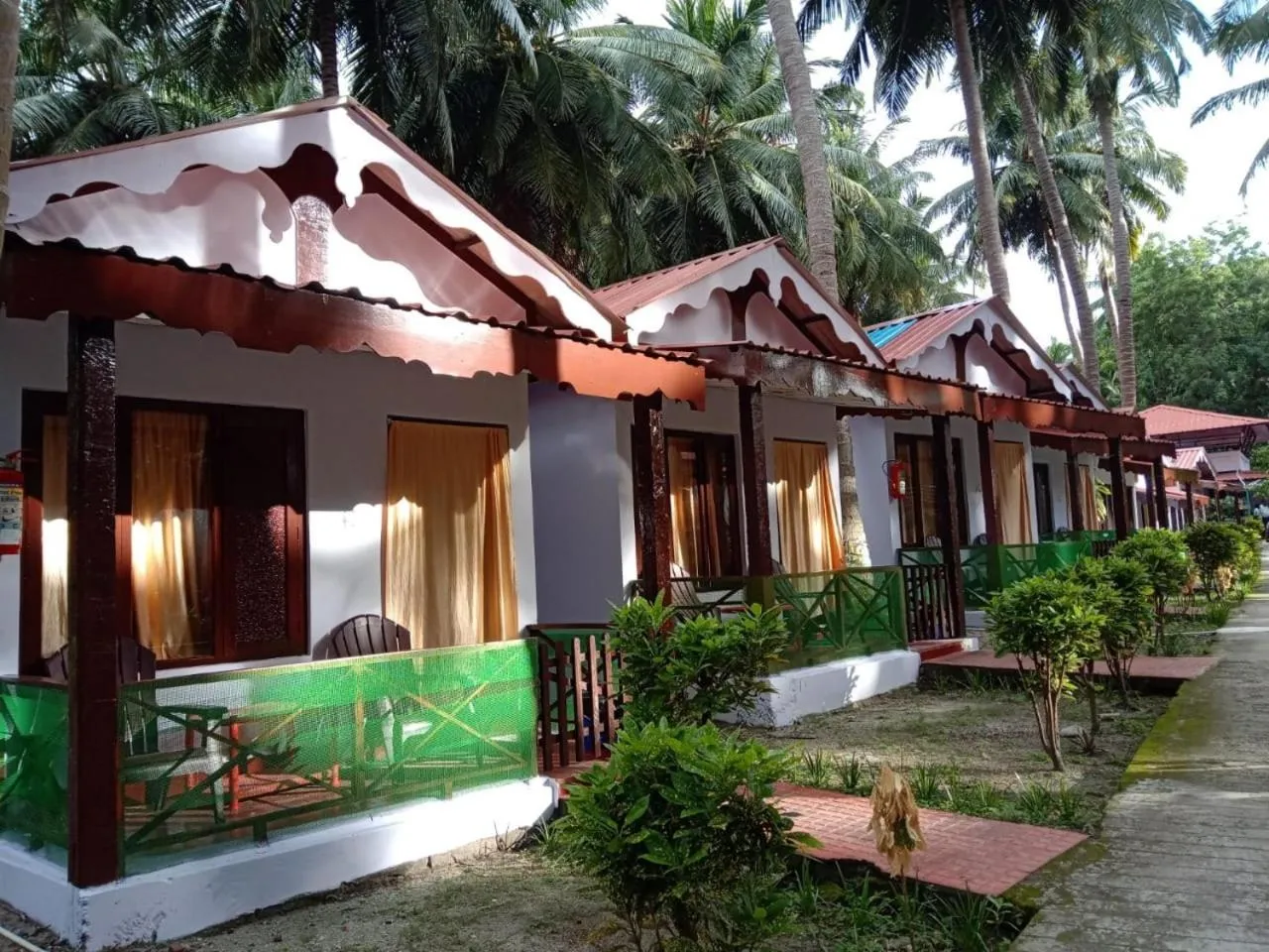 Property building in Coconhuts Beach Resort