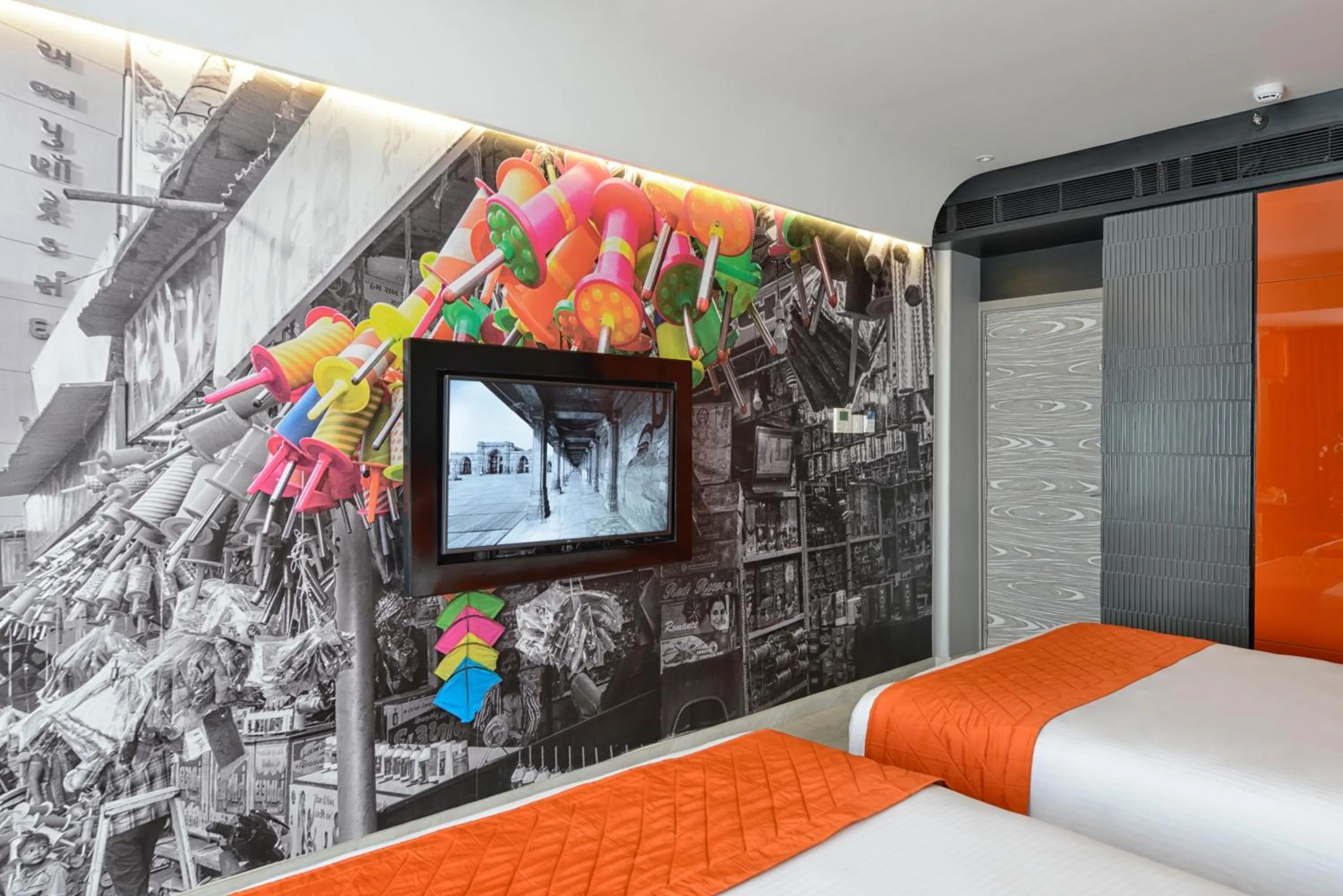 TV and multimedia, Bed in Regenta Central Antarim Ahmedabad