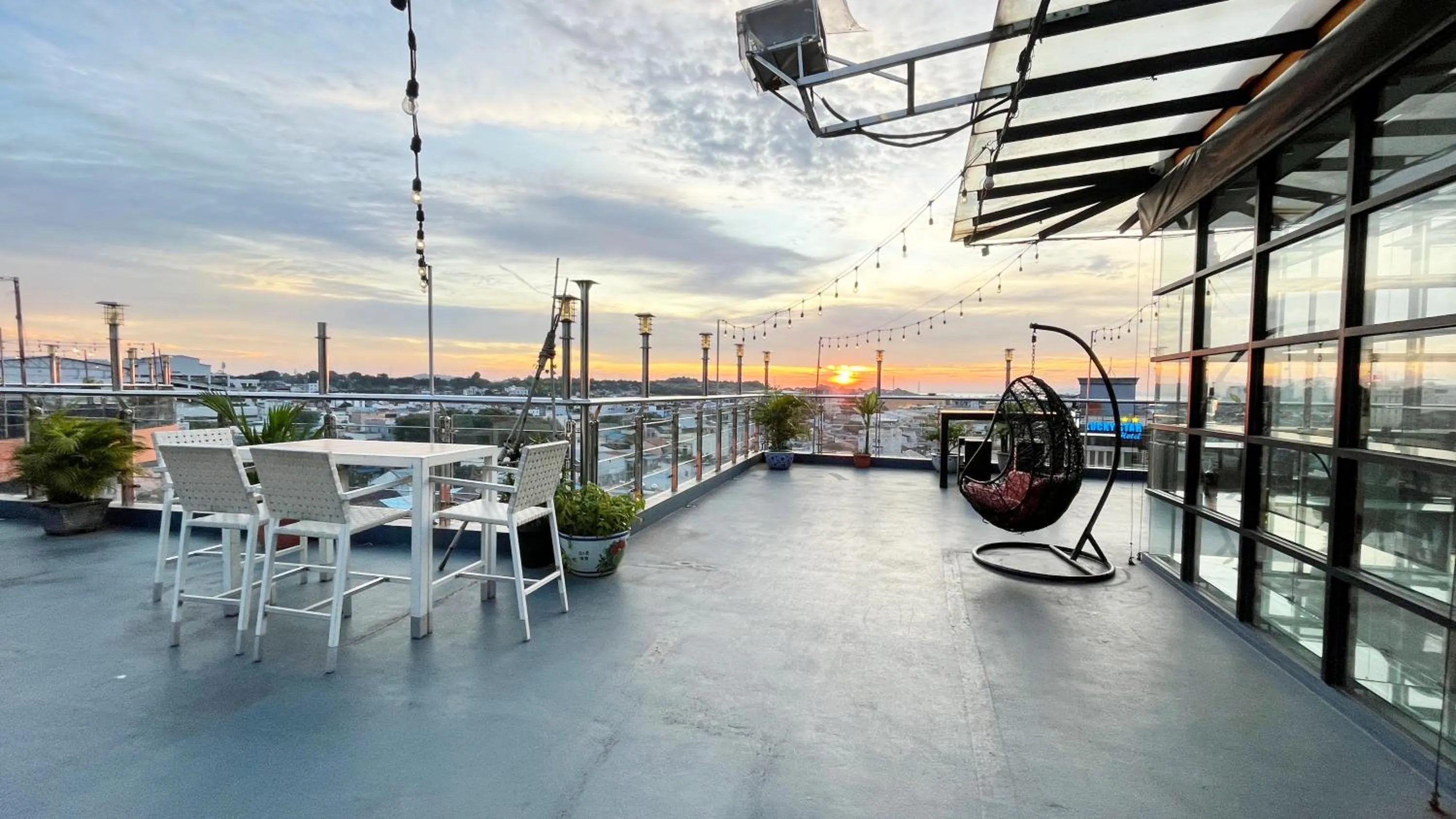 Restaurant/places to eat in Sahid Vanilla Nagoya Batam