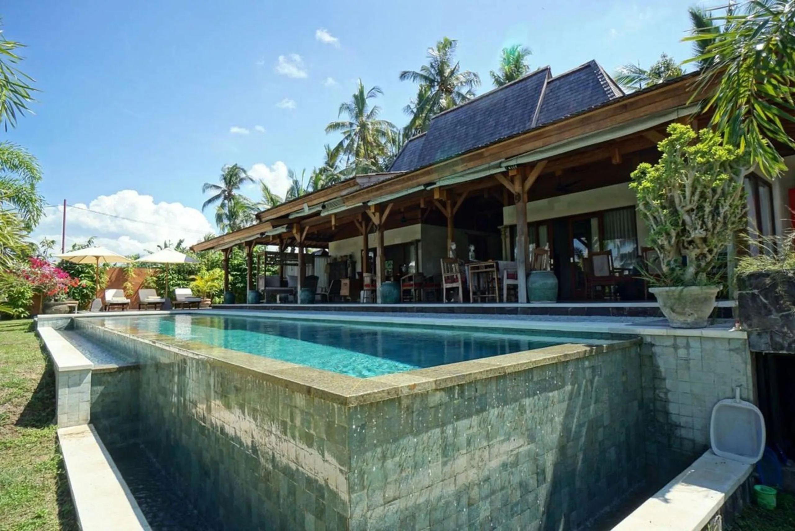 Swimming pool in Villa Taman Kanti