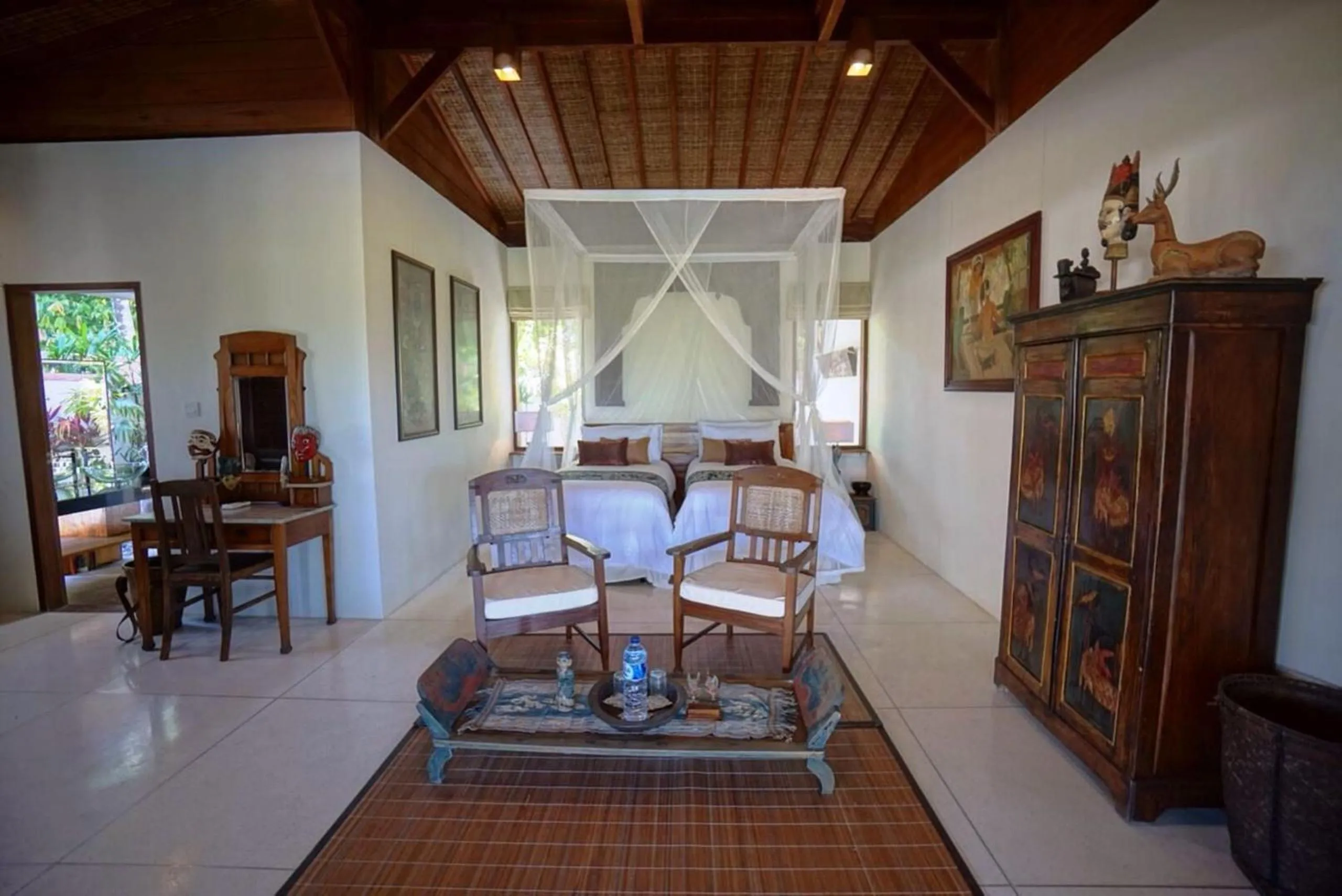 Photo of the whole room in Villa Taman Kanti