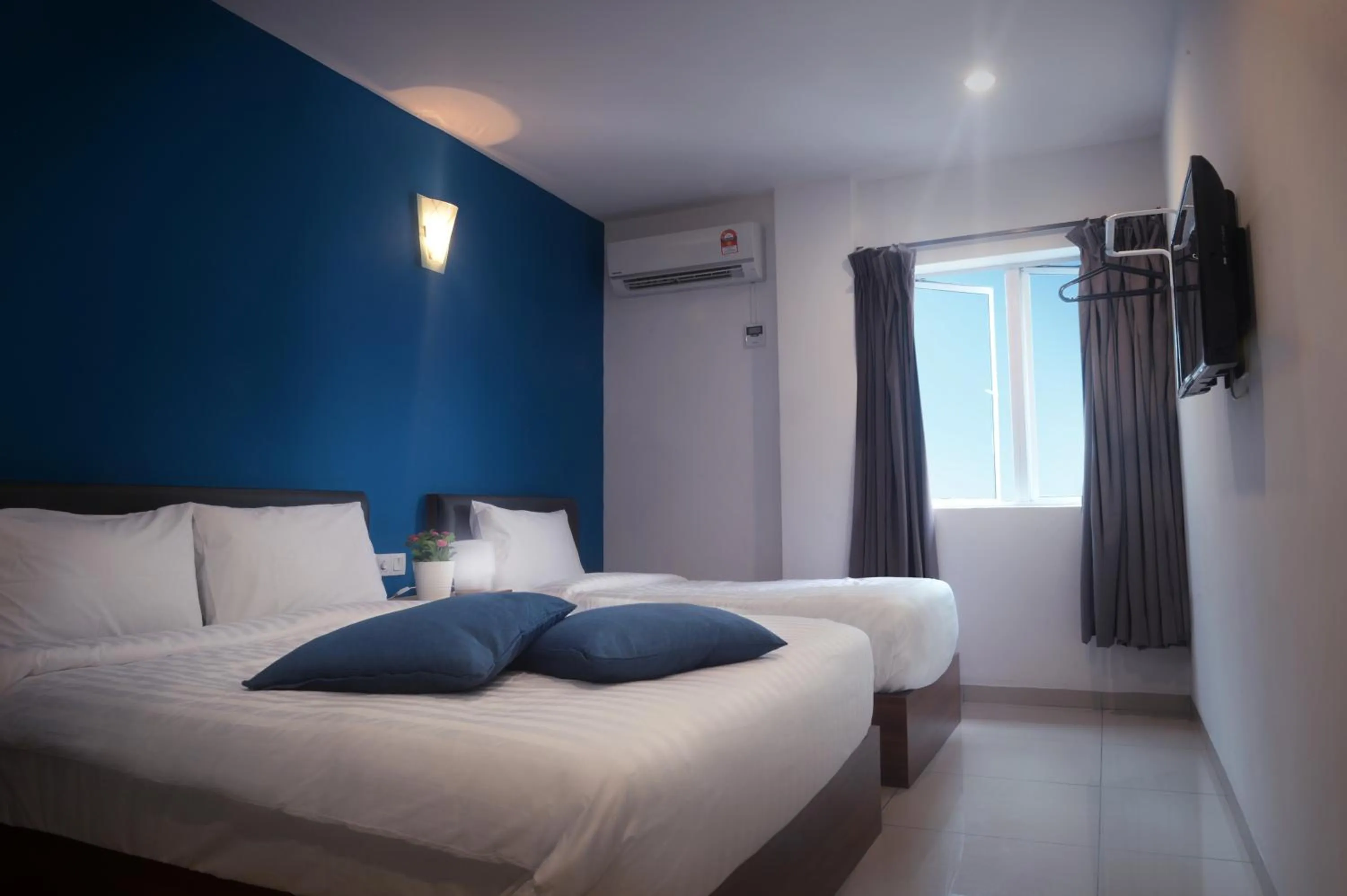 Bedroom, Bed in Brezza Hotel Sitiawan