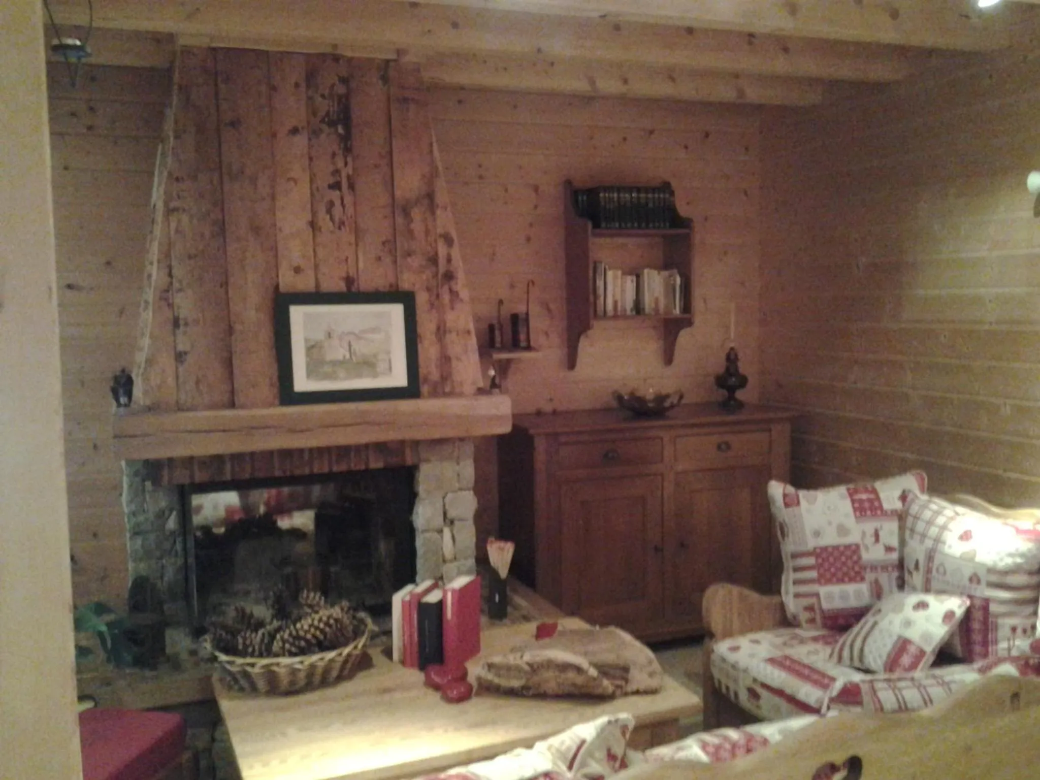 Communal lounge/ TV room in La Grange De L'Errance