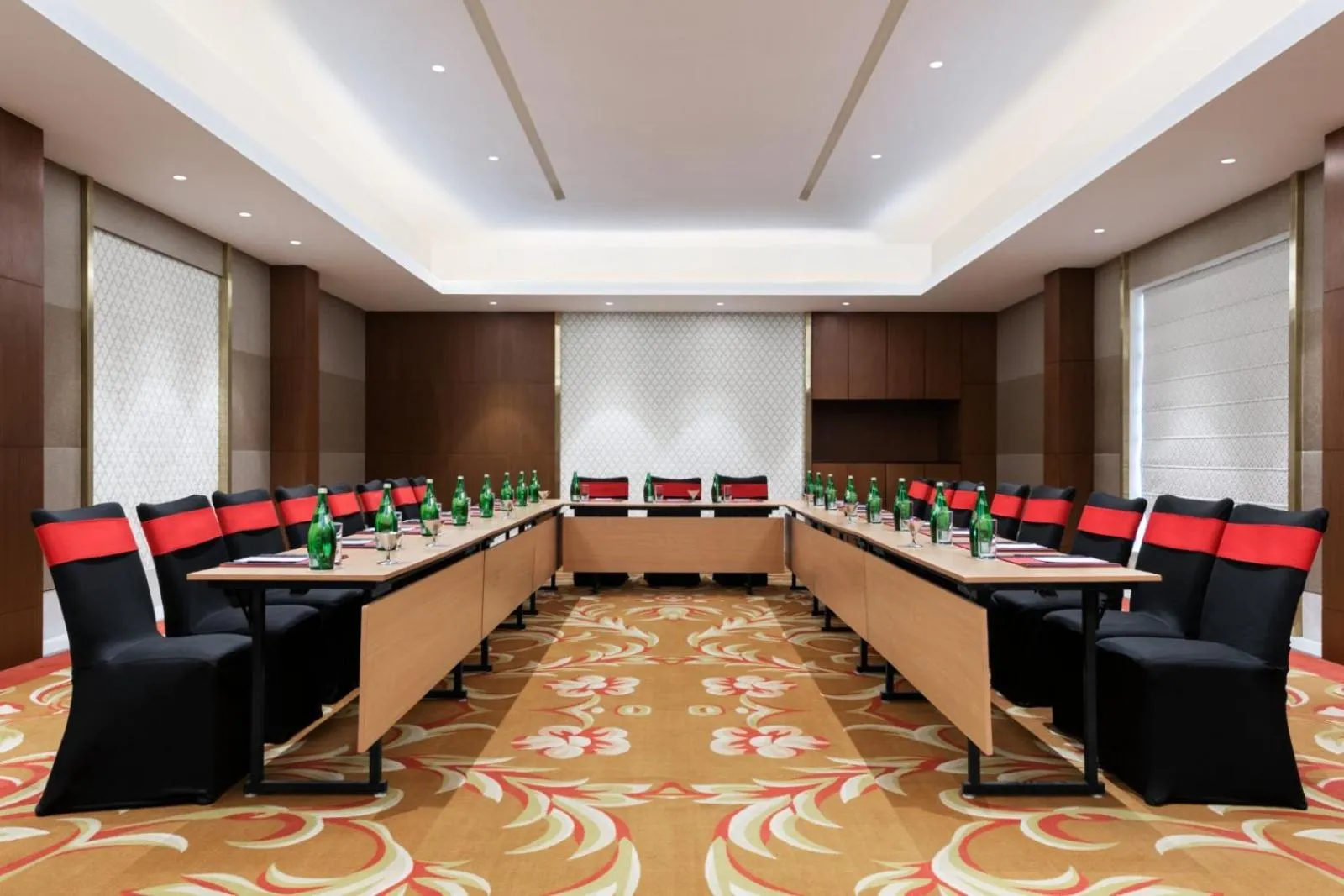 Ramada by Wyndham Lucknow Hotel and Convention Center