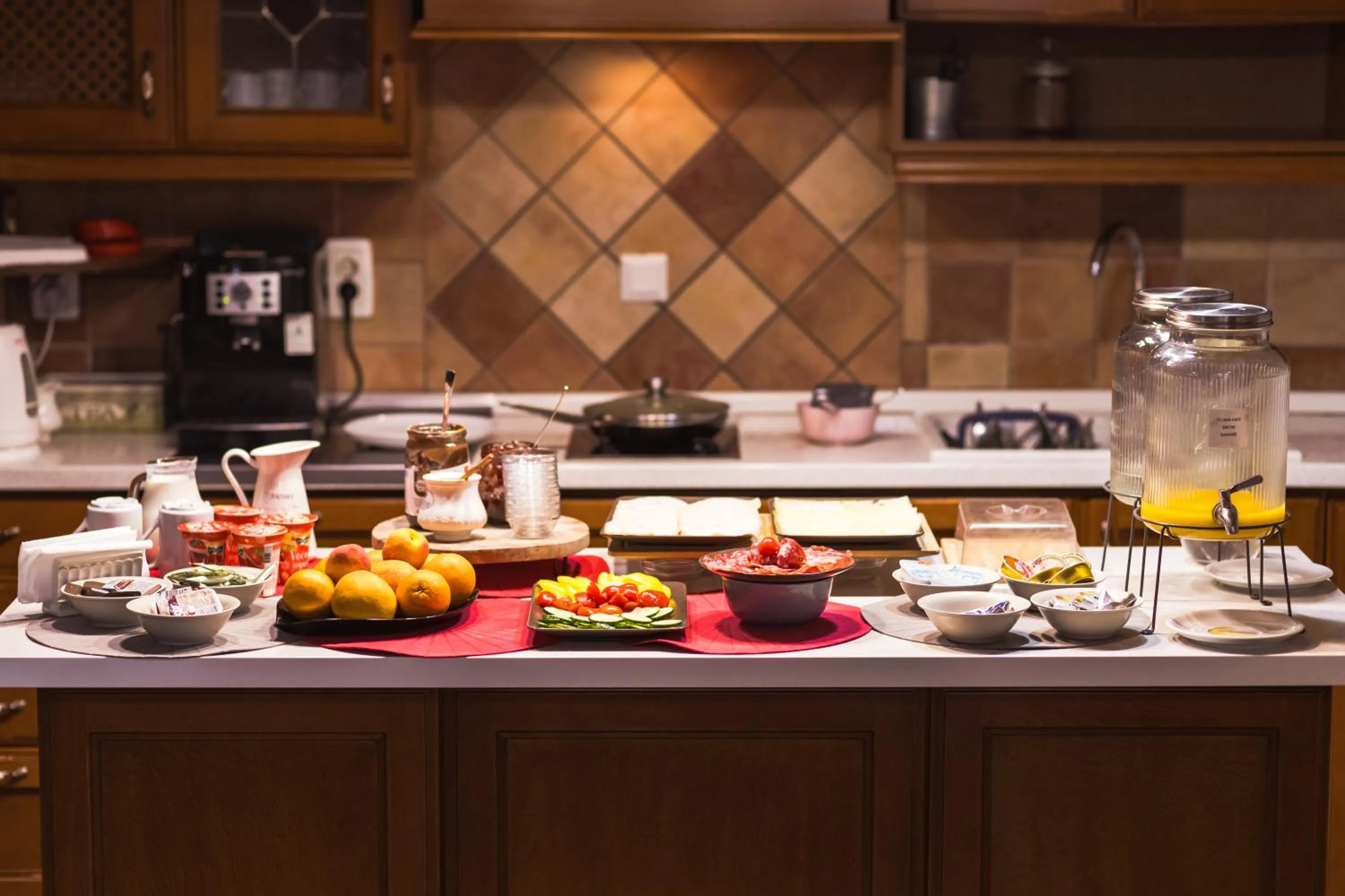 Breakfast in Maksimilian Osijek