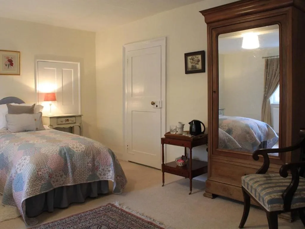 Bedroom, Bed in Church Farmhouse B & B
