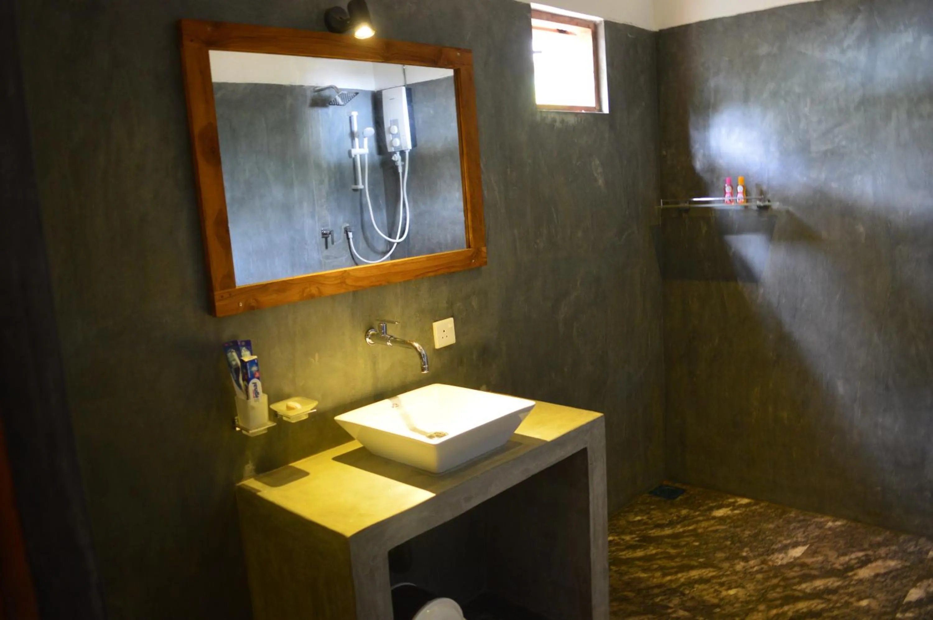 Bathroom in The Countryside Udawalawe