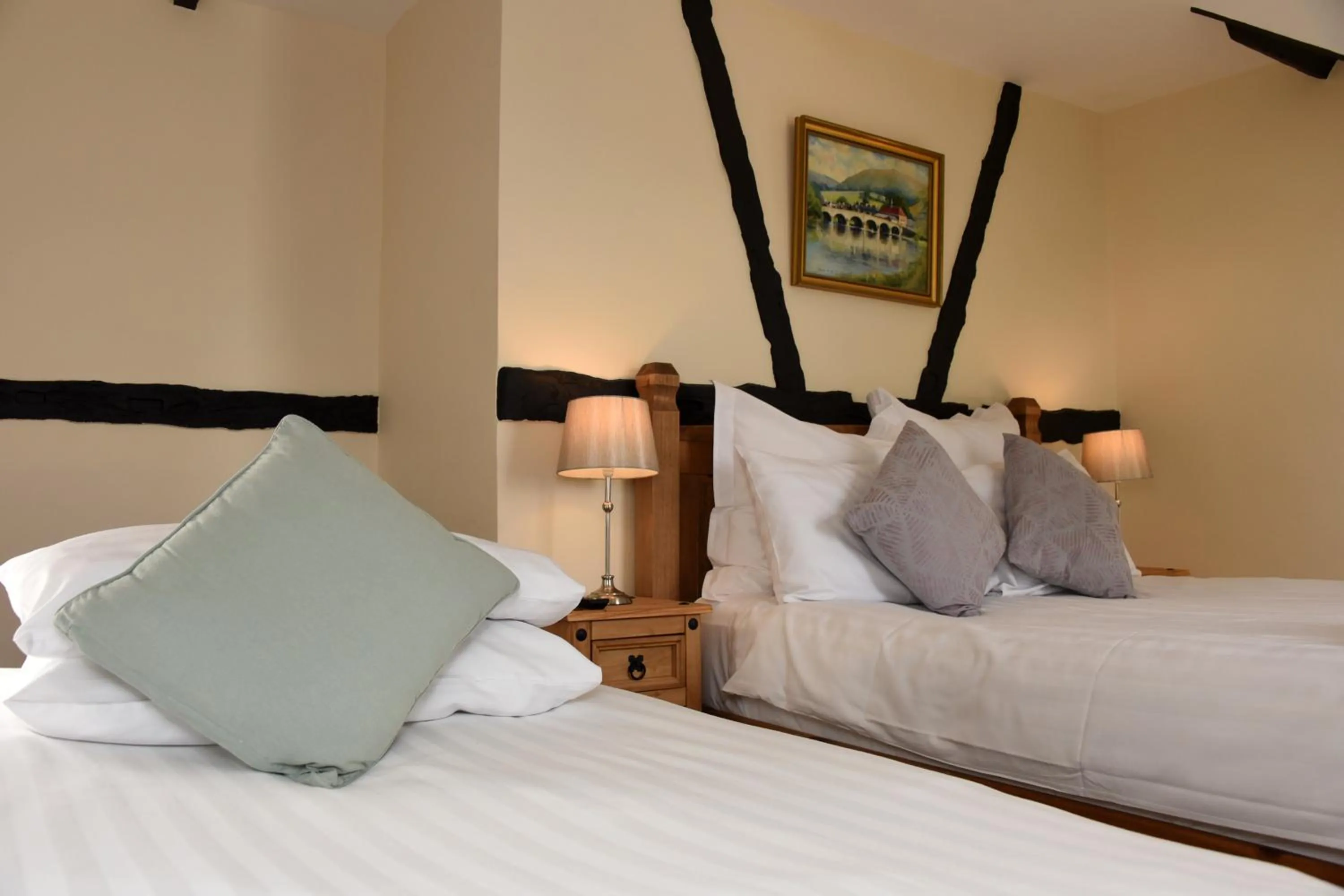 Bed in The Llanelwedd Arms Hotel