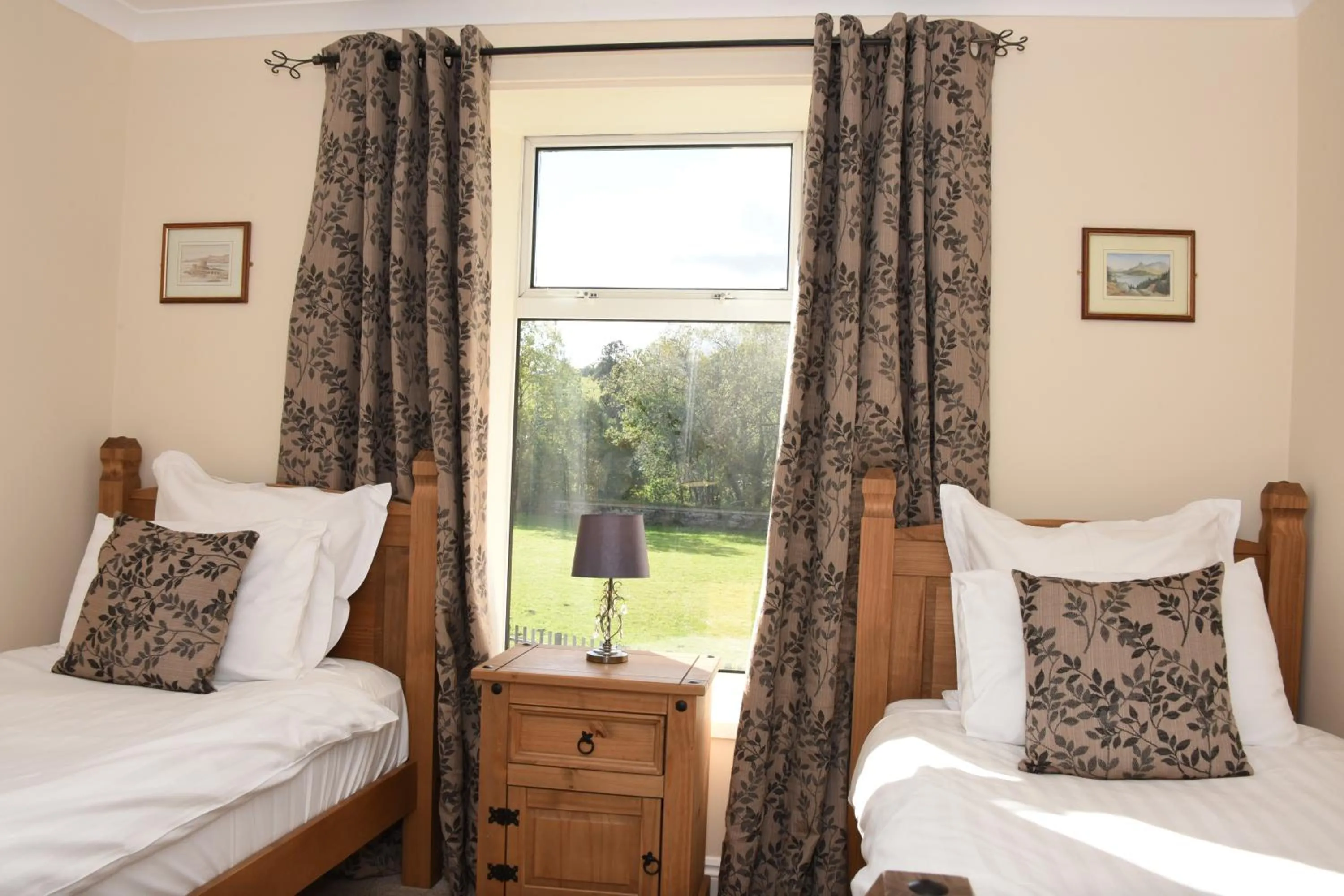 Bed in The Llanelwedd Arms Hotel