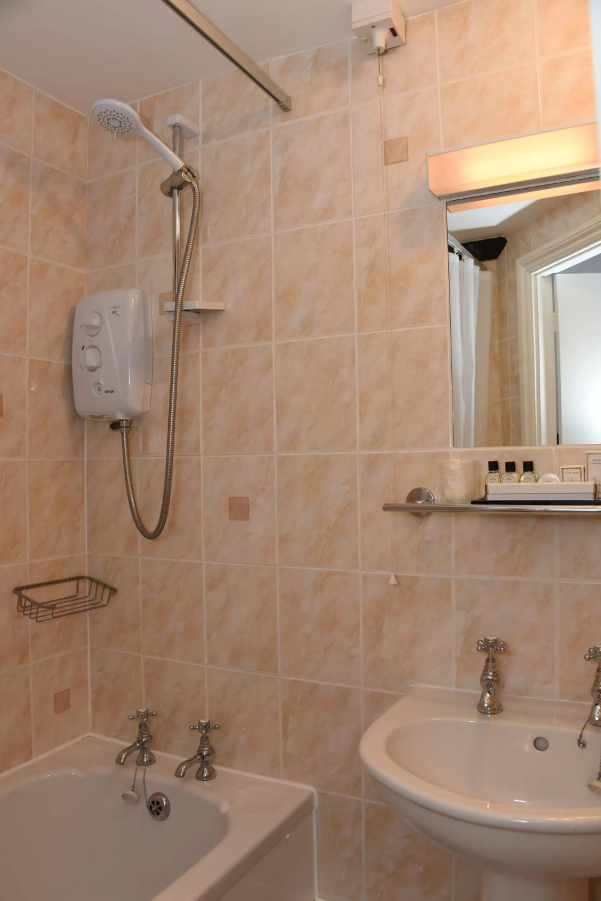 The Llanelwedd Arms Hotel