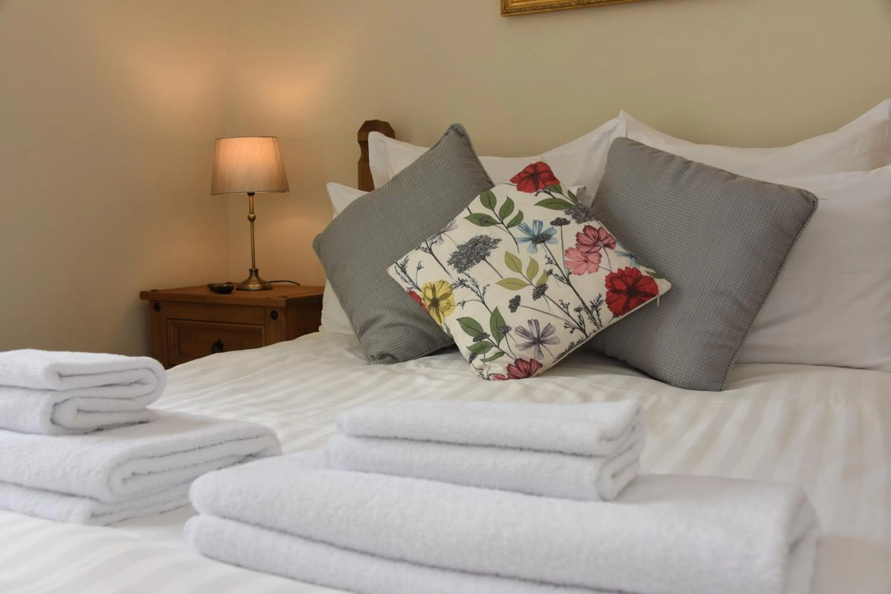 Bed in The Llanelwedd Arms Hotel