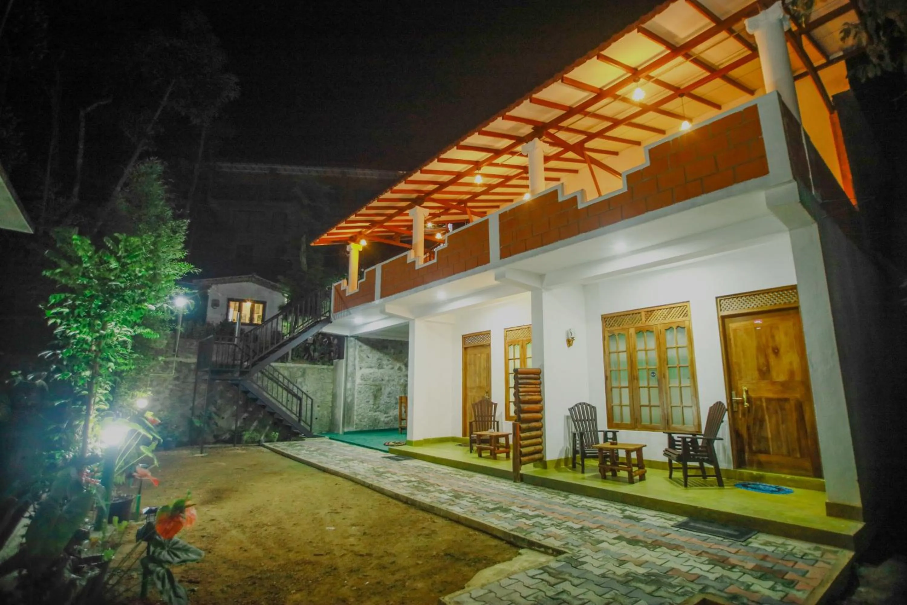 Property building in Dinaro Guest