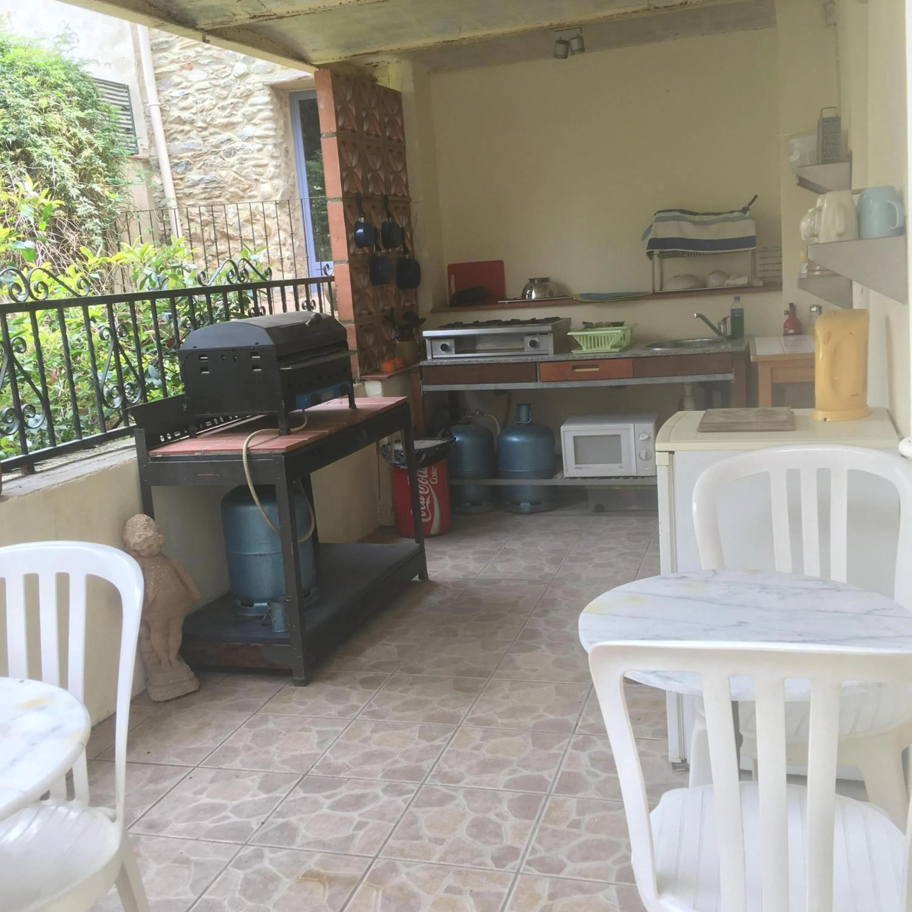 BBQ facilities in Poppys Chambres d'Hotes