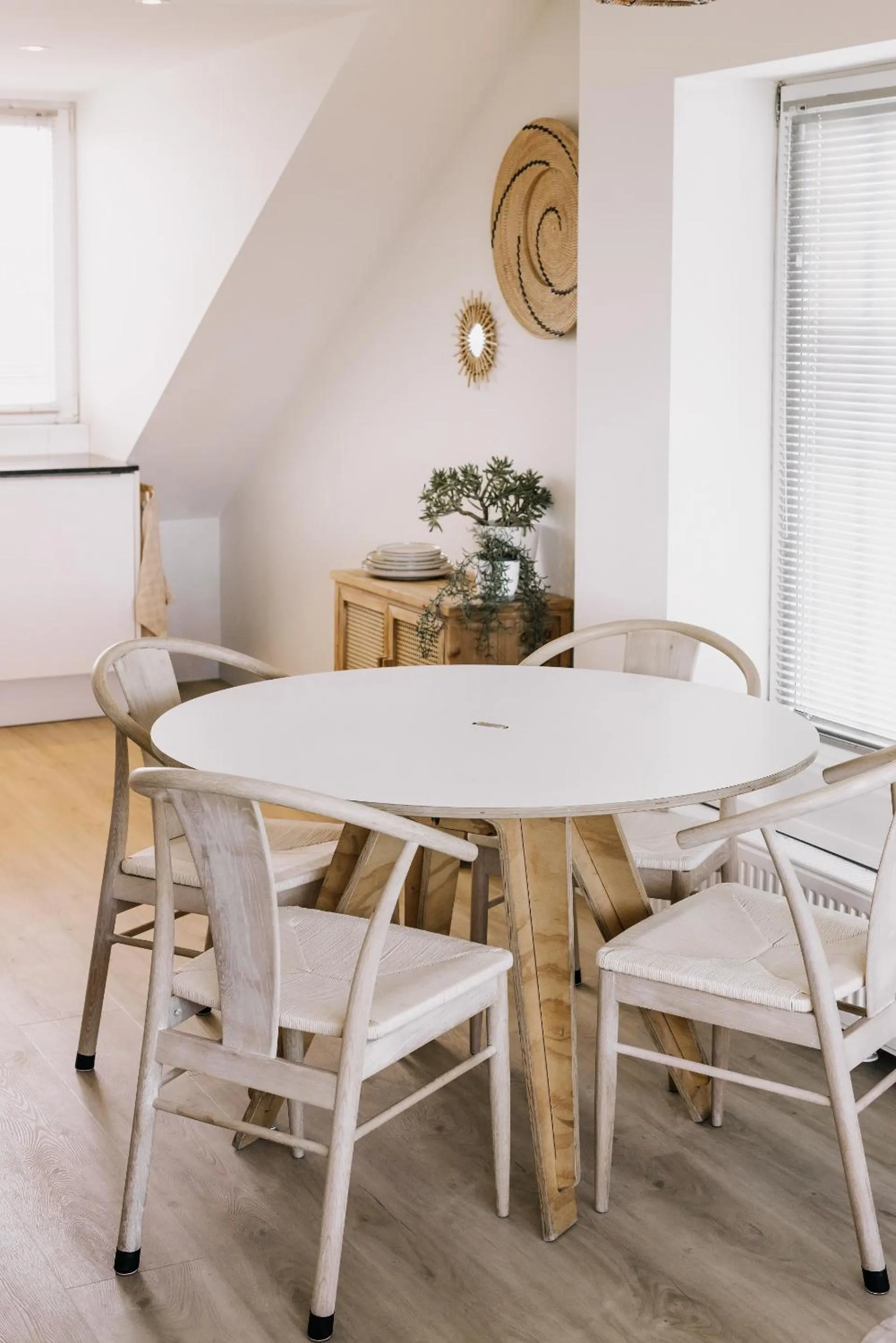 Dining area in Boulevard 5