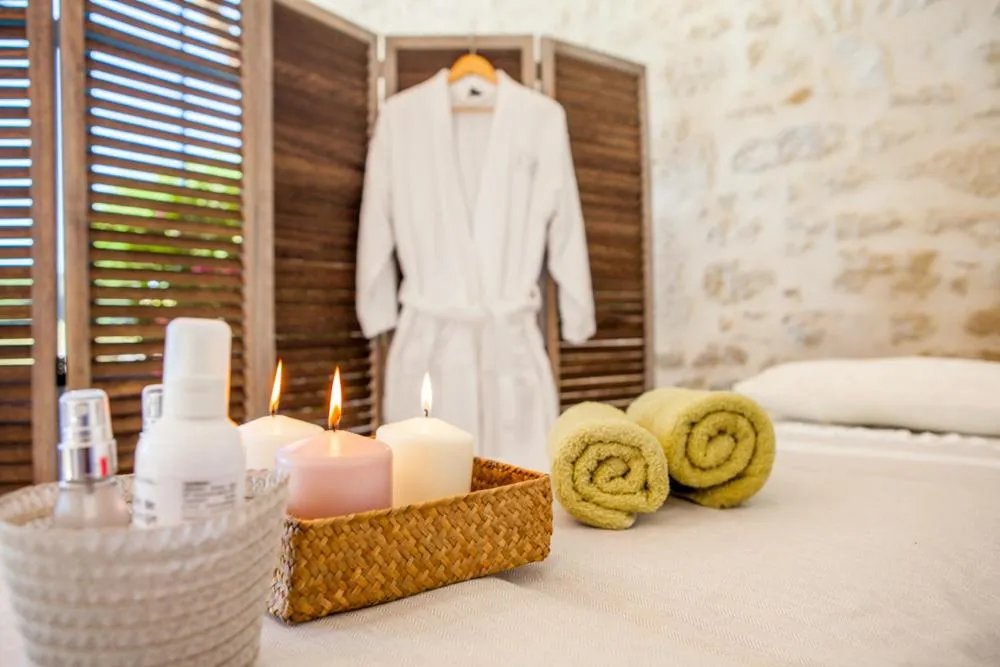 Massage, Bed in Le Vallon De Guerry