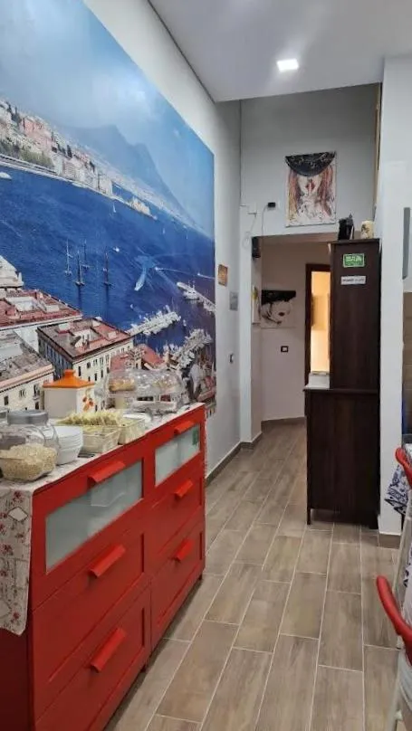 Kitchen or kitchenette in Napoli Station B&B