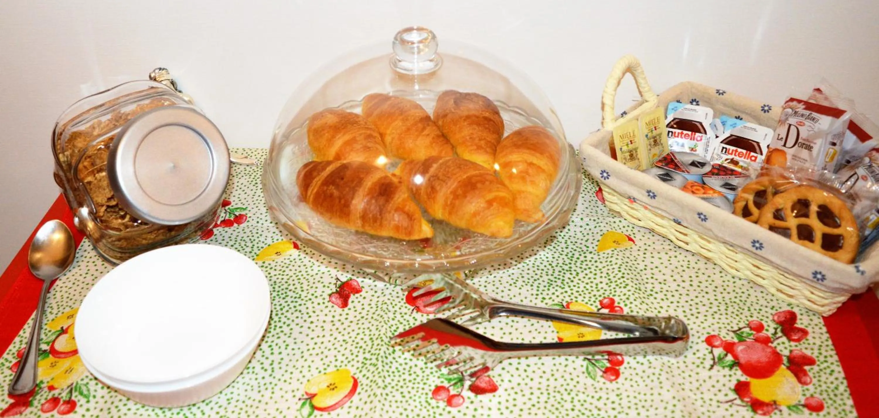 Restaurant/places to eat in Napoli Station B&B