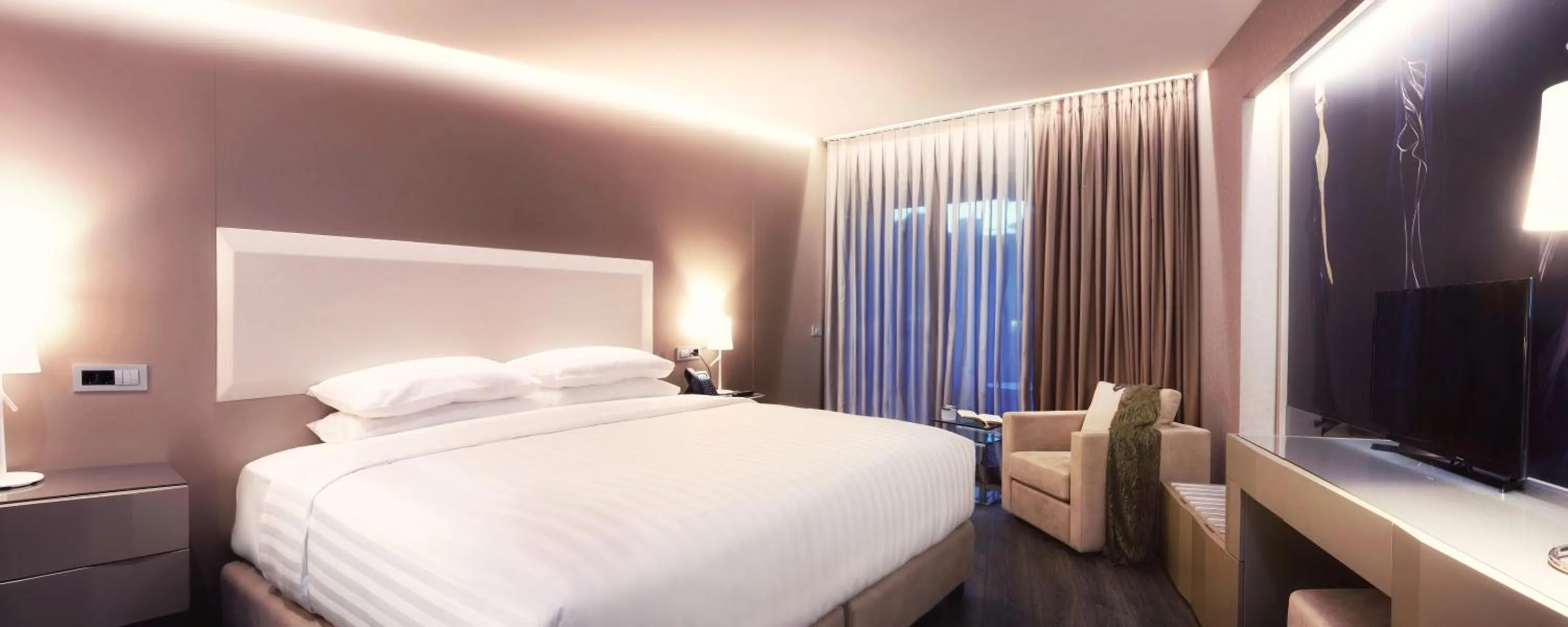 Photo of the whole room, Bed in SAZ City Life Boutique Hotel