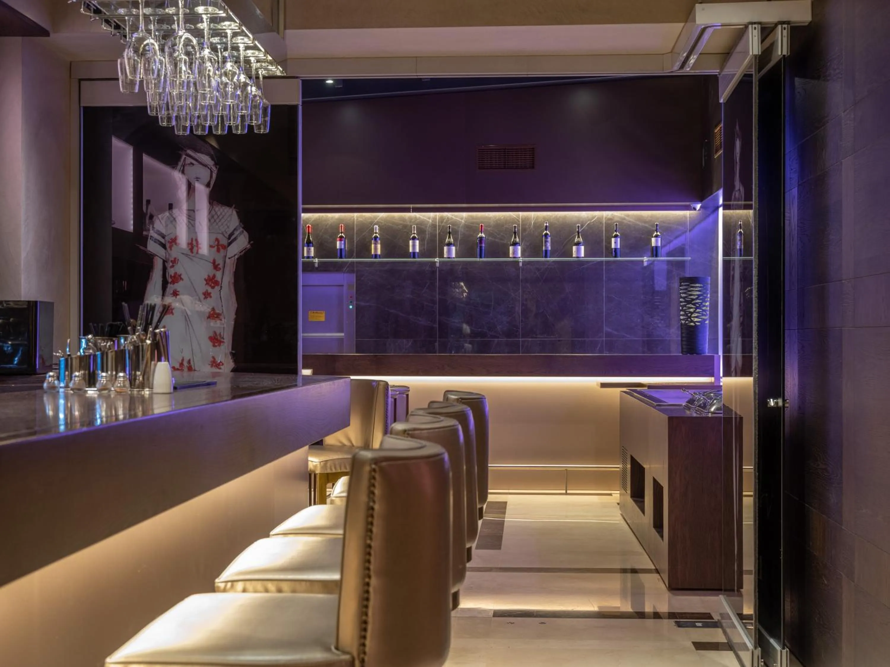 Lounge or bar in SAZ City Life Boutique Hotel