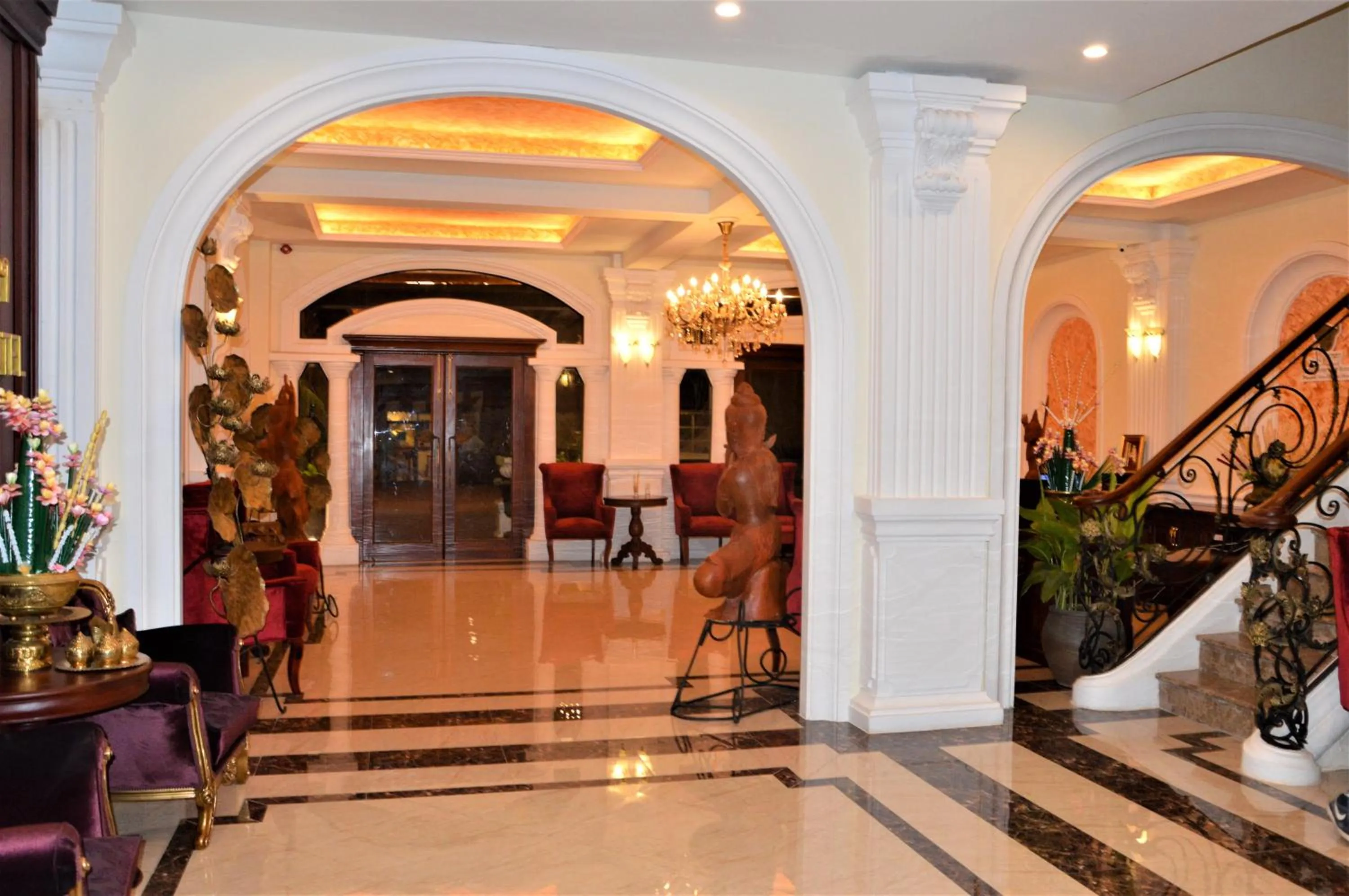 Lobby or reception in Phasouk Vien Chantra Hotel