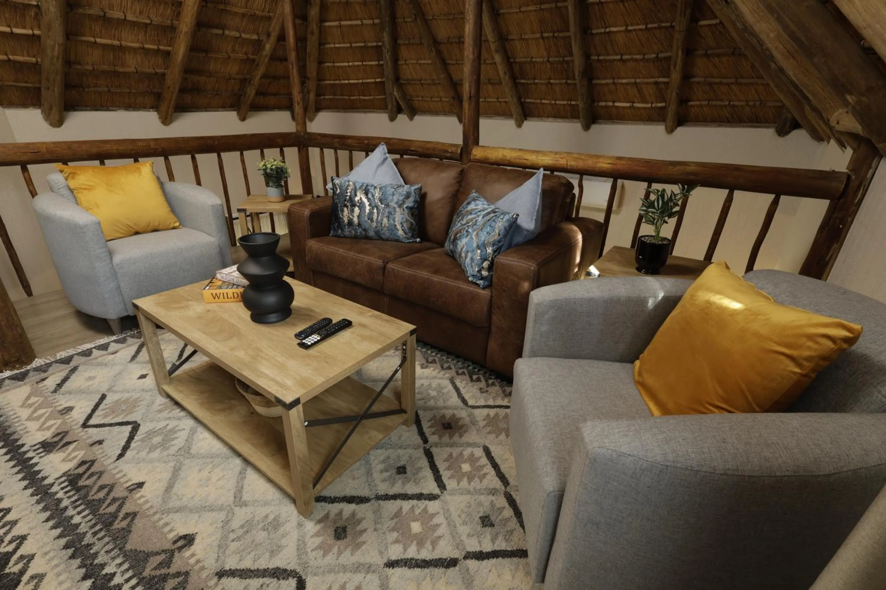 Seating area in Shingalana Guest Lodge